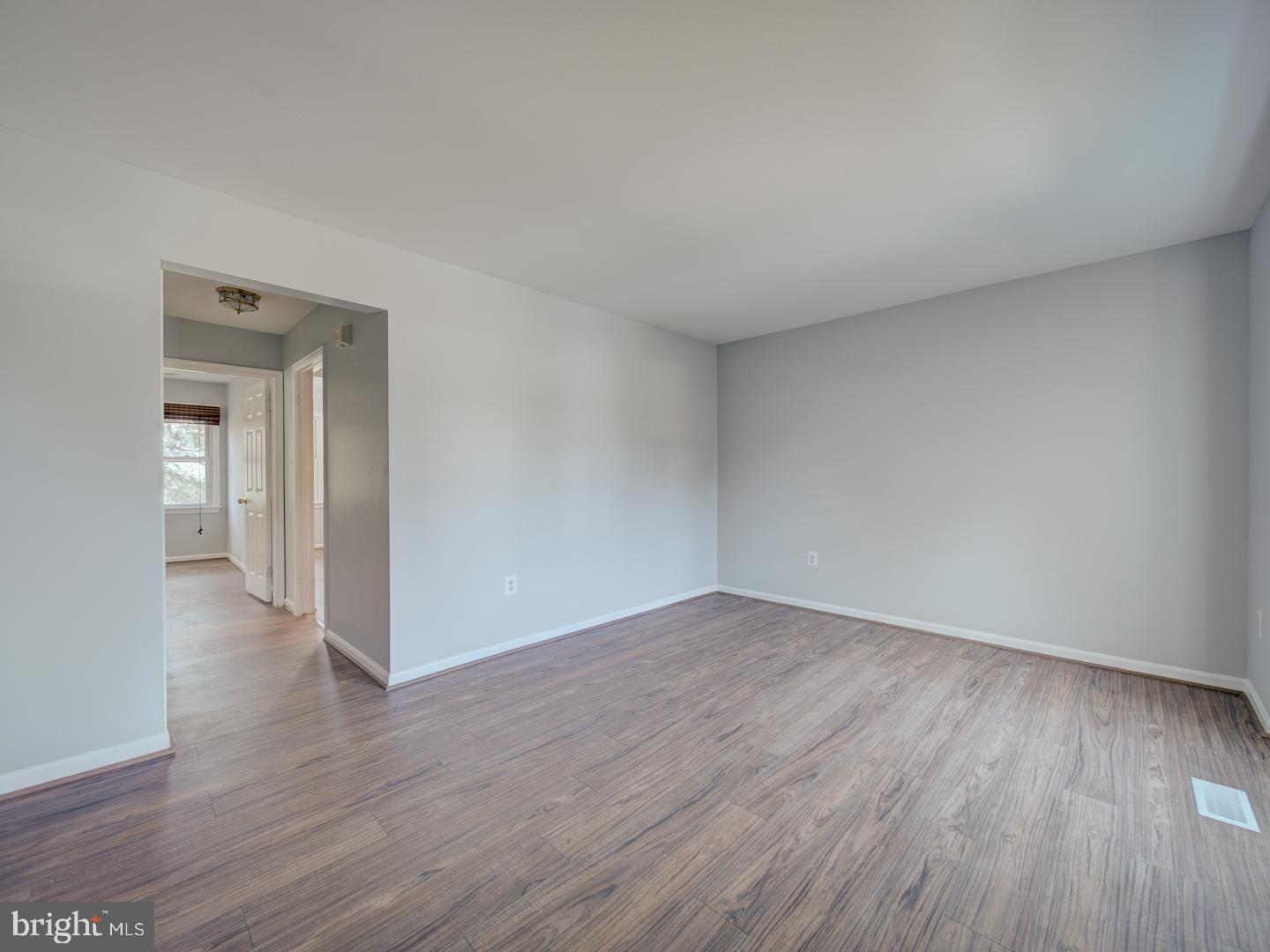 COURTS OF CHANDON - Residential