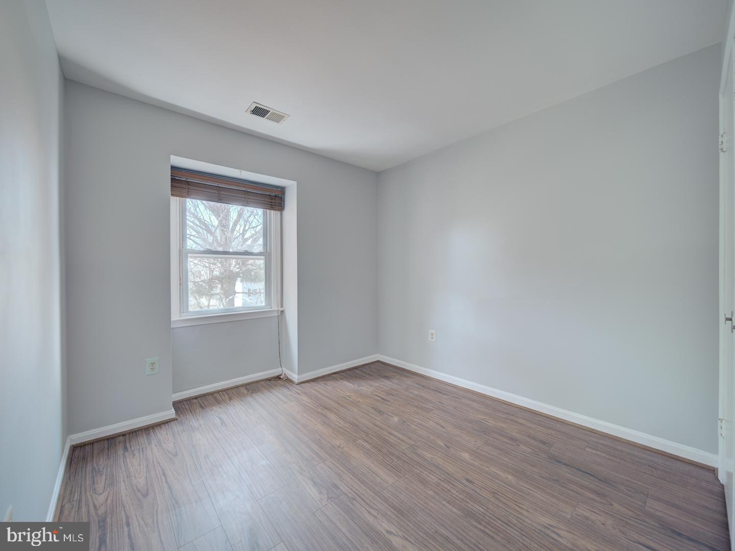 COURTS OF CHANDON - Residential