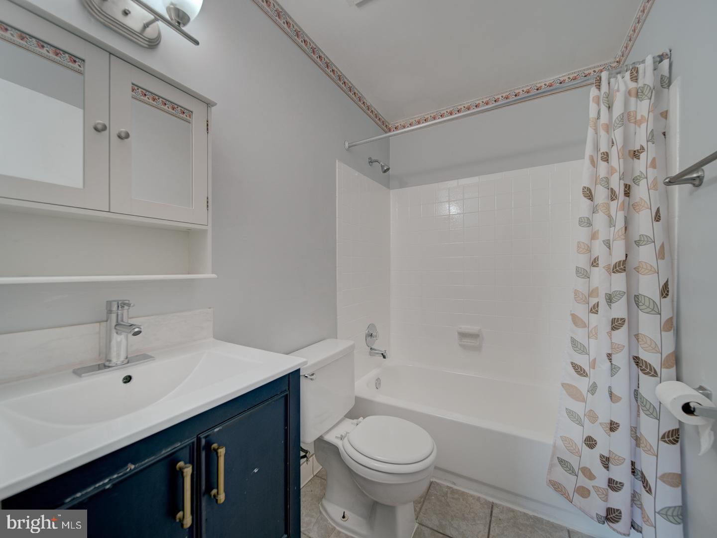 COURTS OF CHANDON - Residential