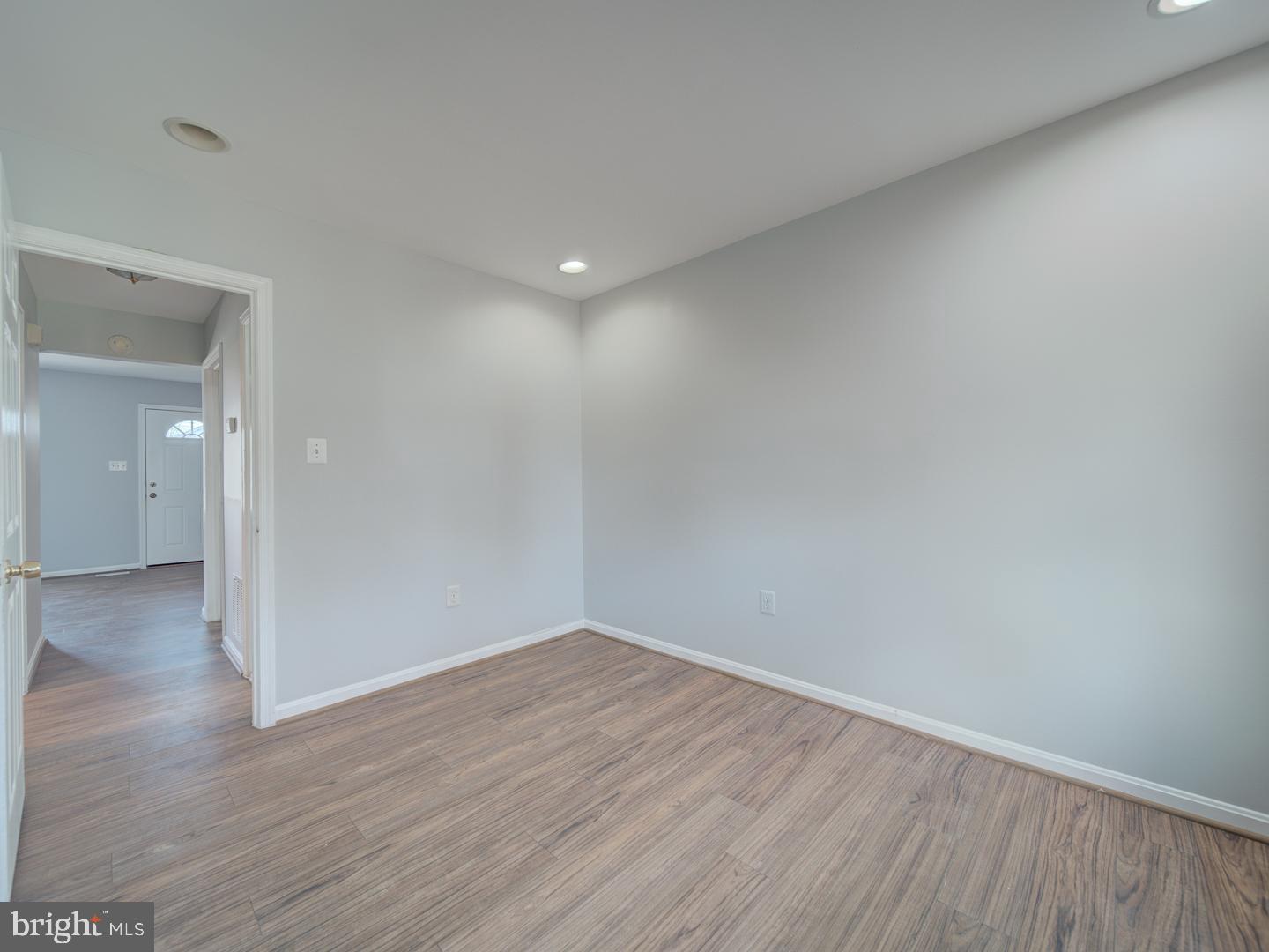 COURTS OF CHANDON - Residential