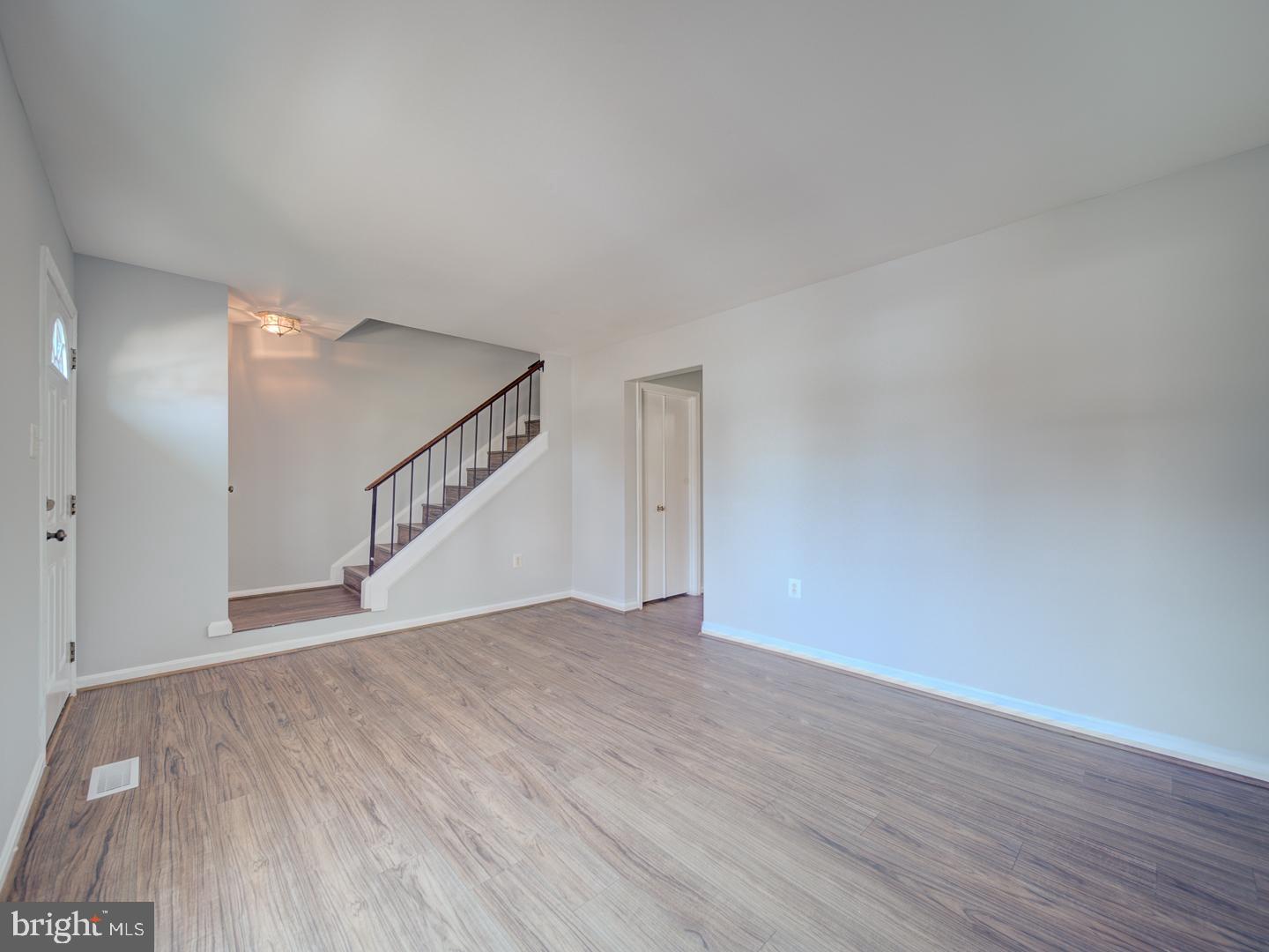 COURTS OF CHANDON - Residential