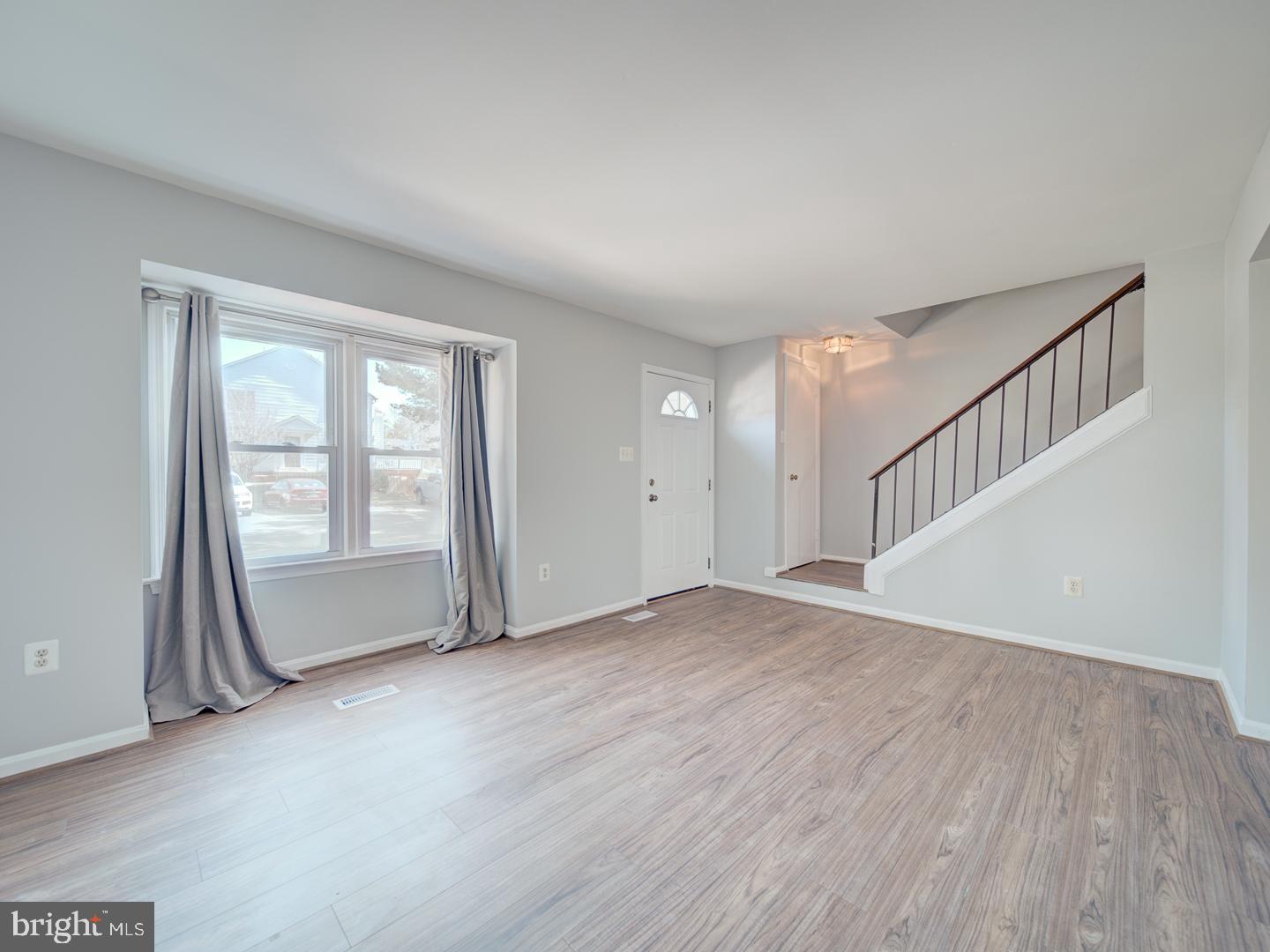 COURTS OF CHANDON - Residential