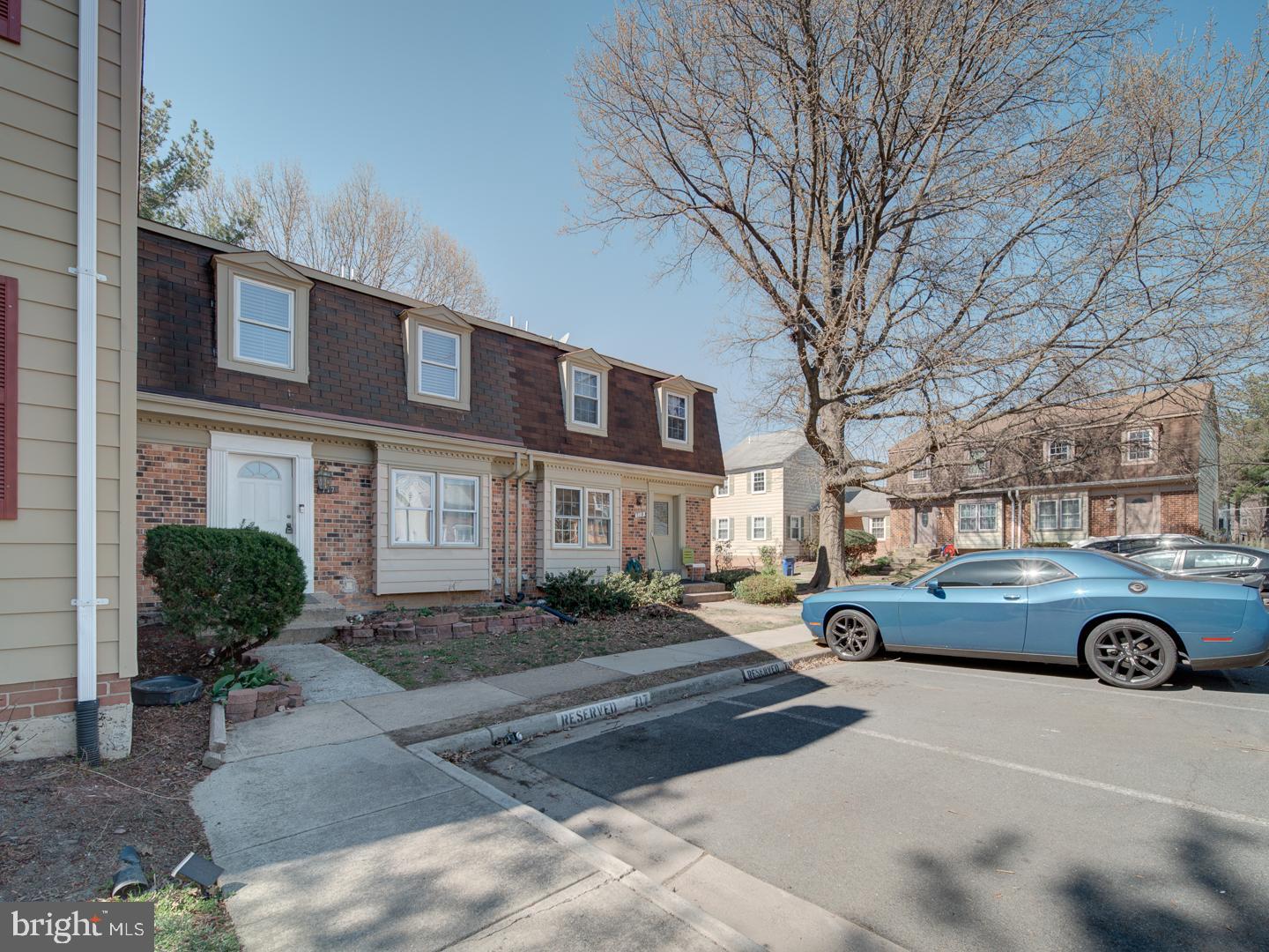 717 BIRCH COURT