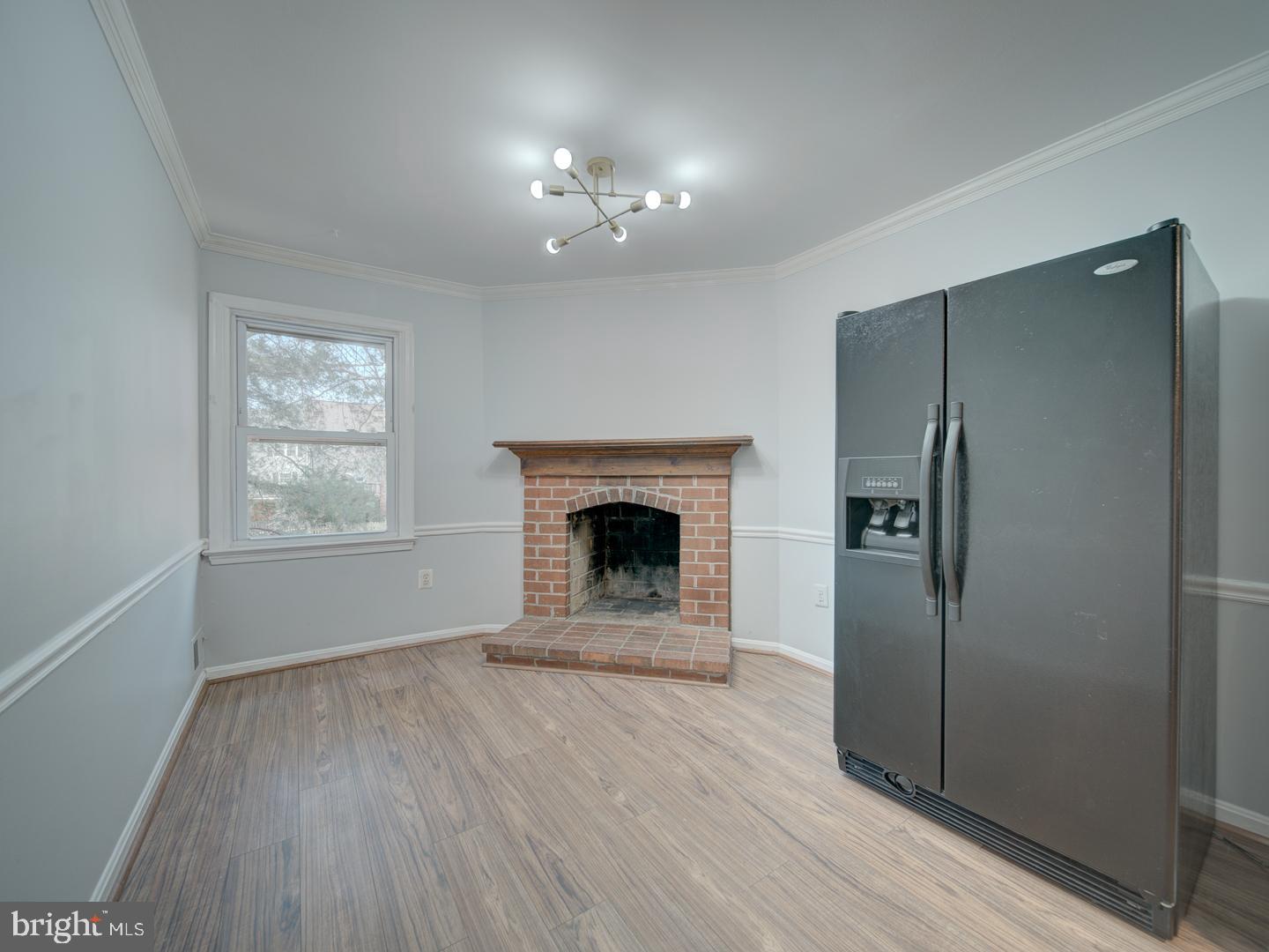 COURTS OF CHANDON - Residential