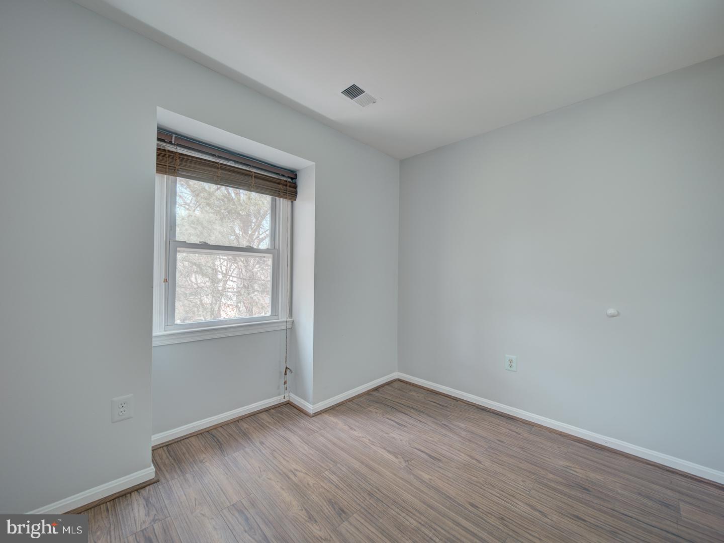 COURTS OF CHANDON - Residential