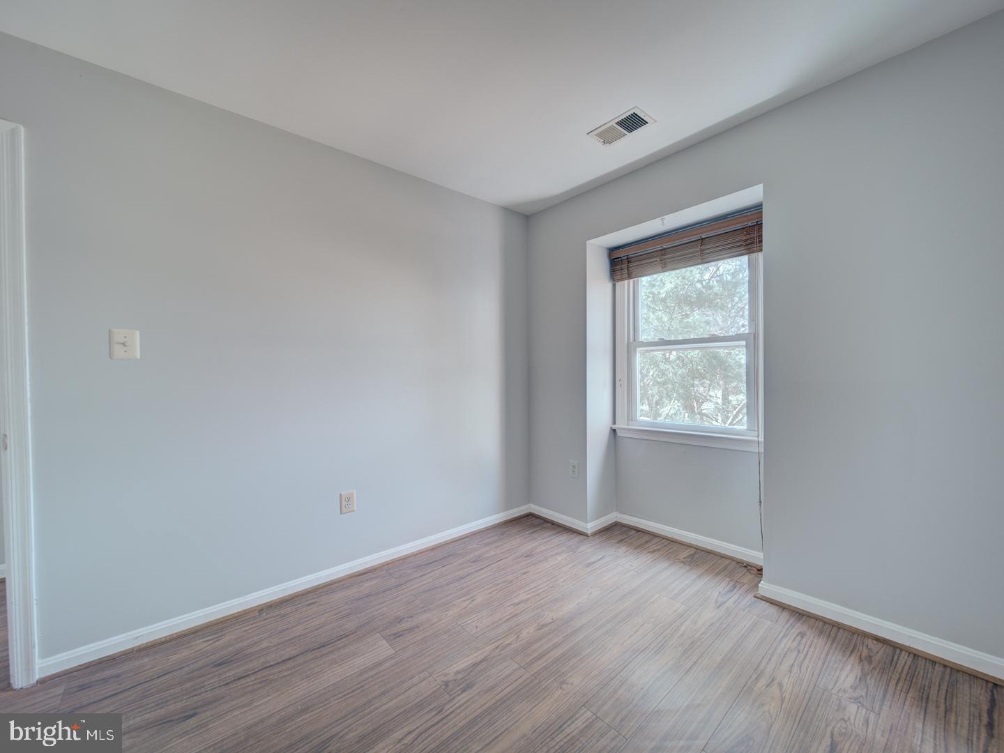 COURTS OF CHANDON - Residential