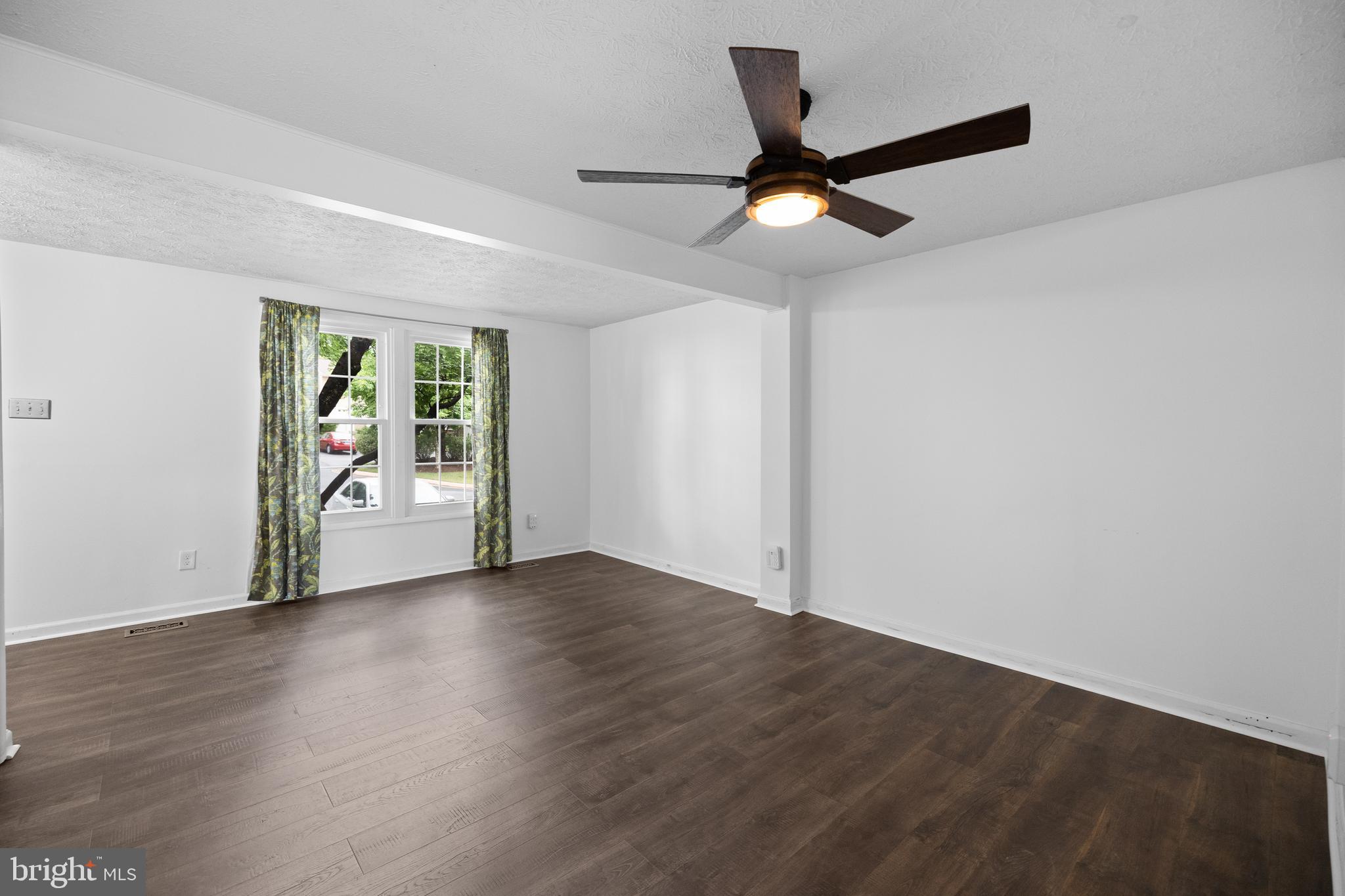 1610 SIERRA WOODS DRIVE