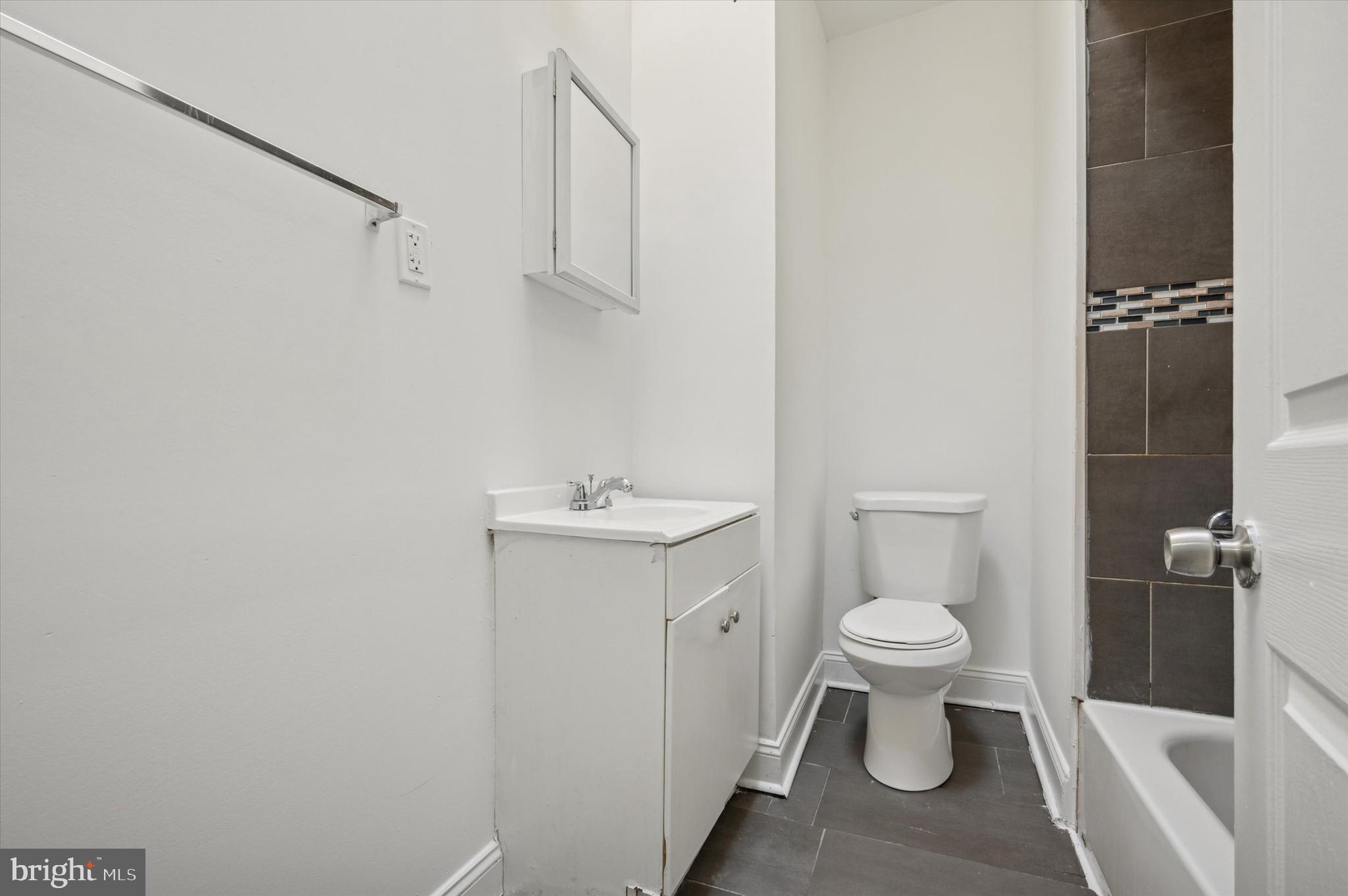 WYNNEFIELD - Residential Income