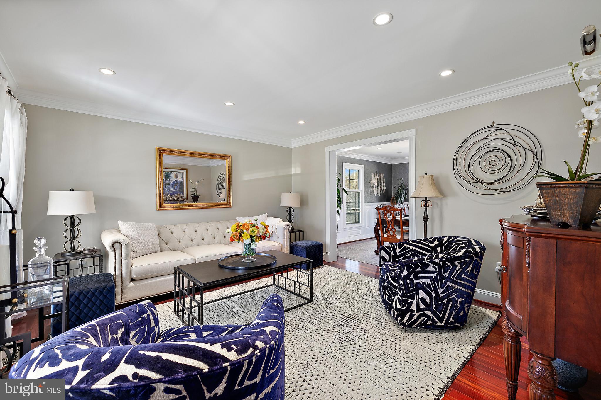 MONTCLAIR/COUNTRY CLUB - Residential