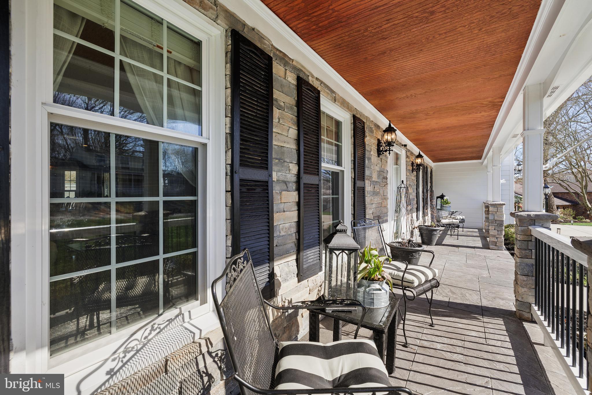 MONTCLAIR/COUNTRY CLUB - Residential