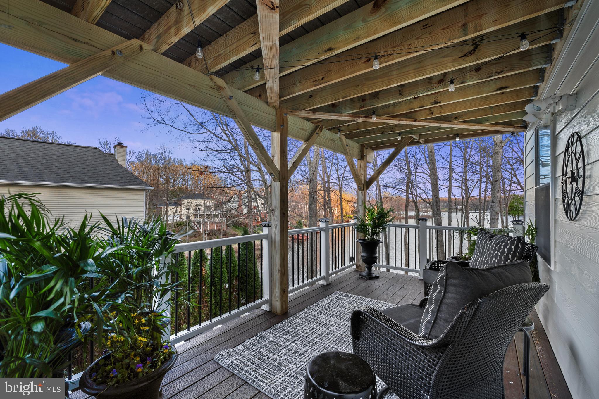 MONTCLAIR/COUNTRY CLUB - Residential