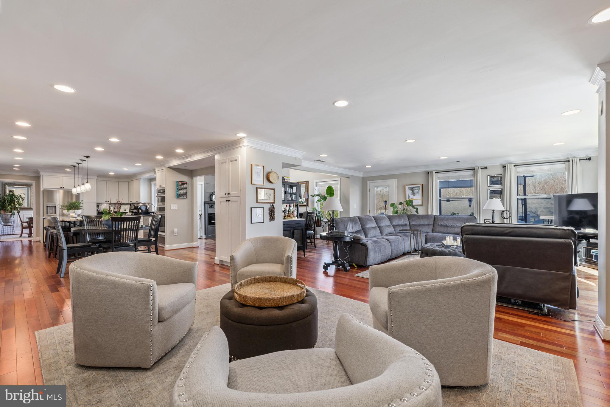 MONTCLAIR/COUNTRY CLUB - Residential