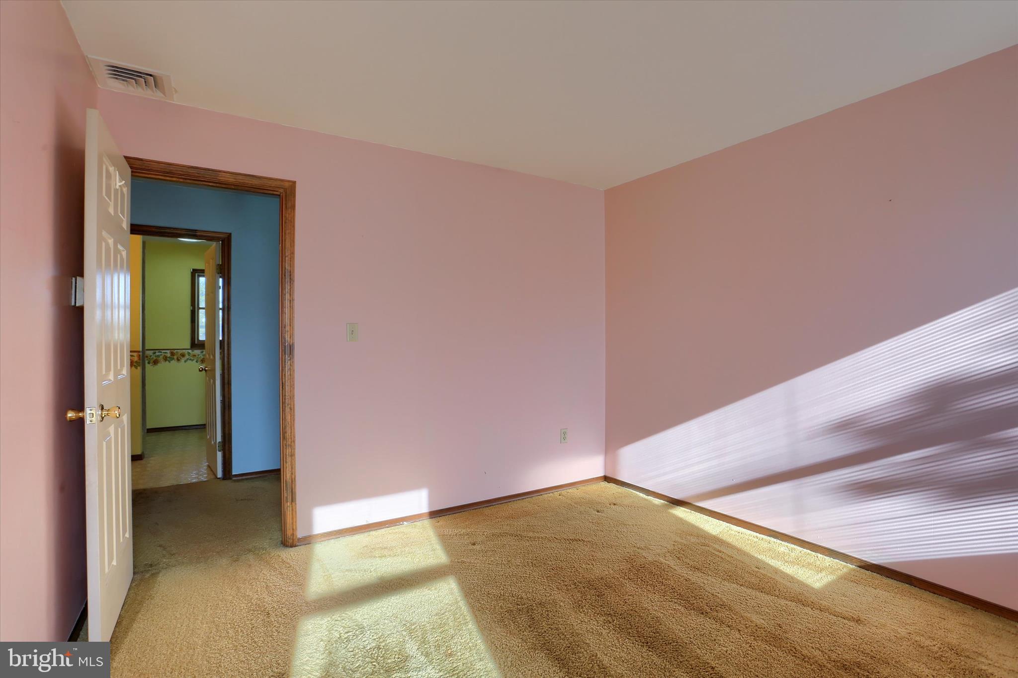 WYNNEWOOD - Residential