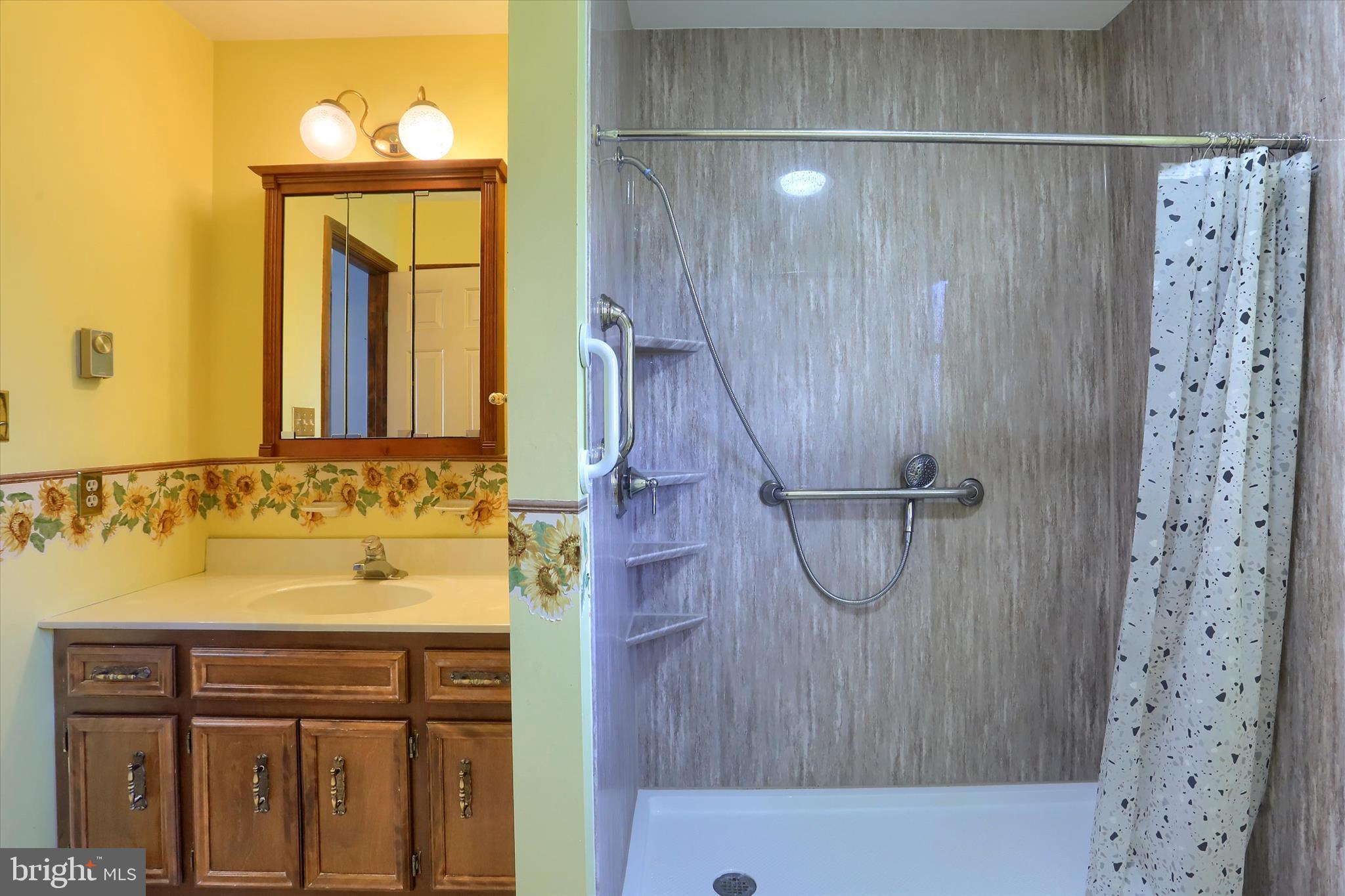 WYNNEWOOD - Residential