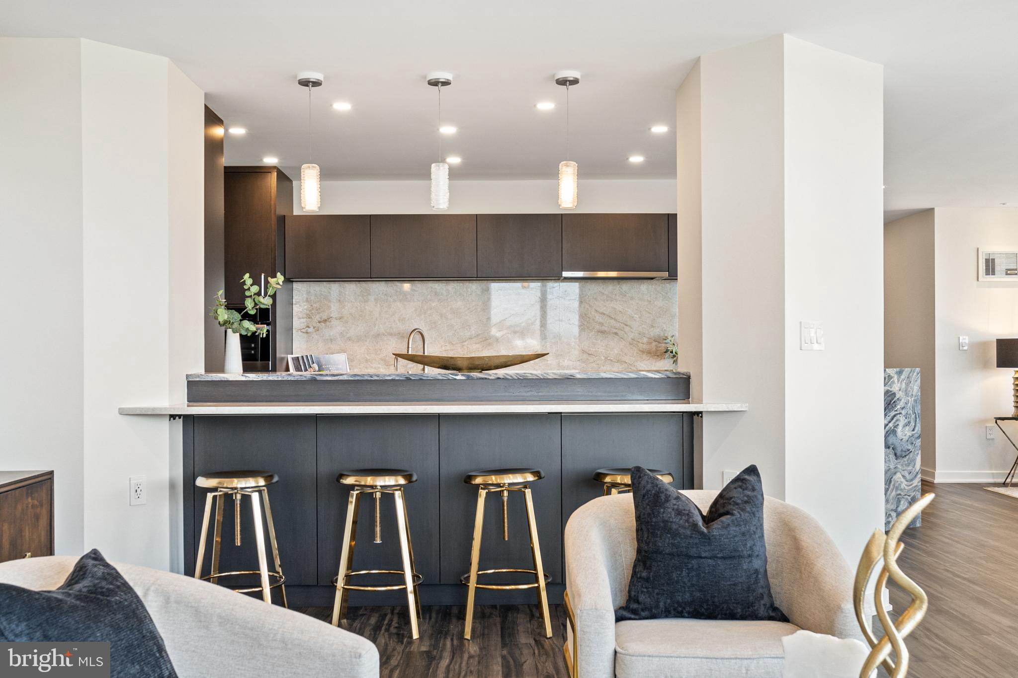 FOGGY BOTTOM - Residential