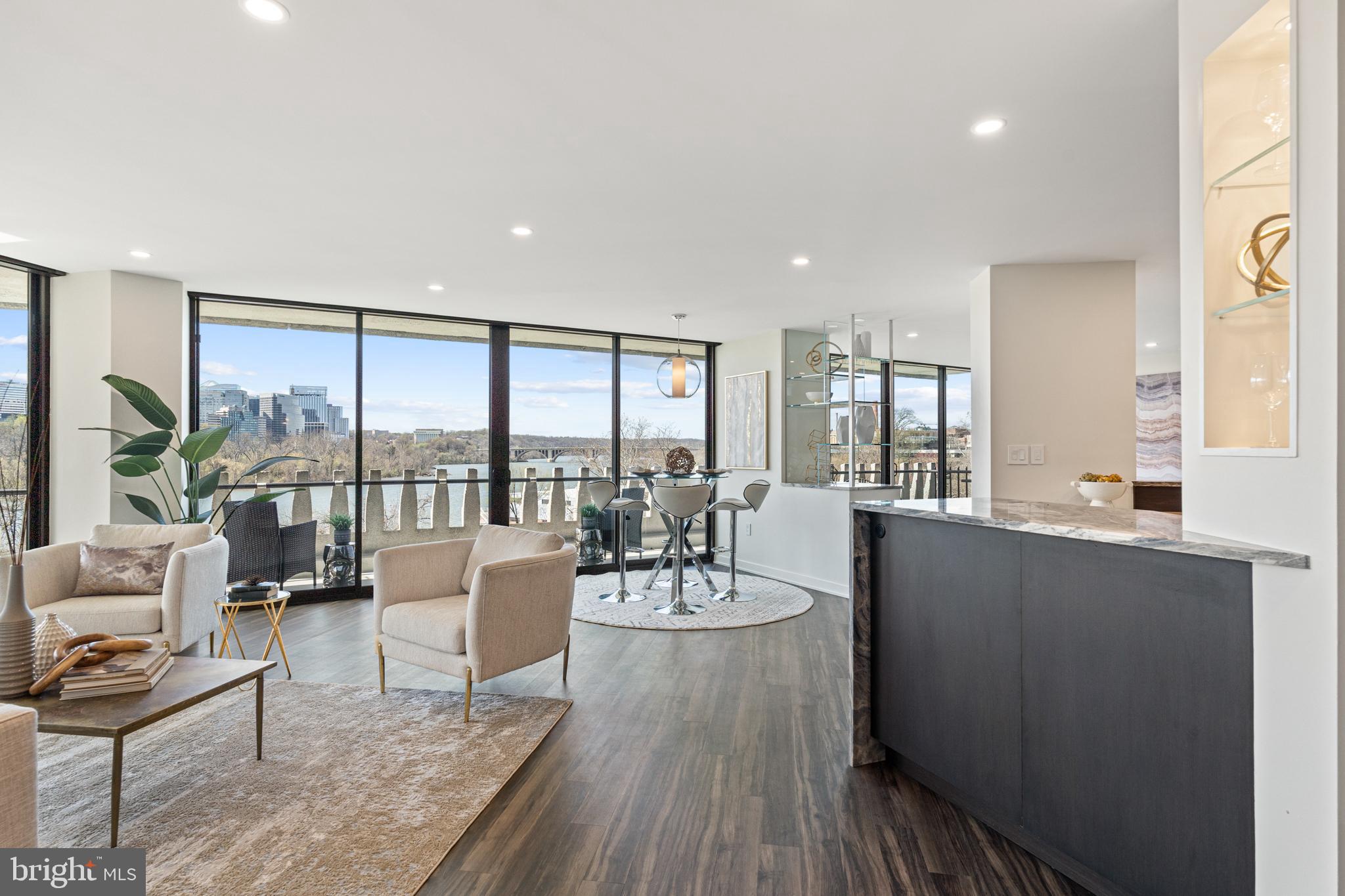 FOGGY BOTTOM - Residential