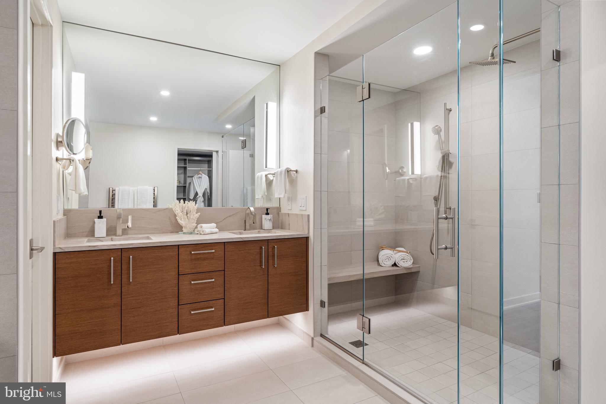 FOGGY BOTTOM - Residential