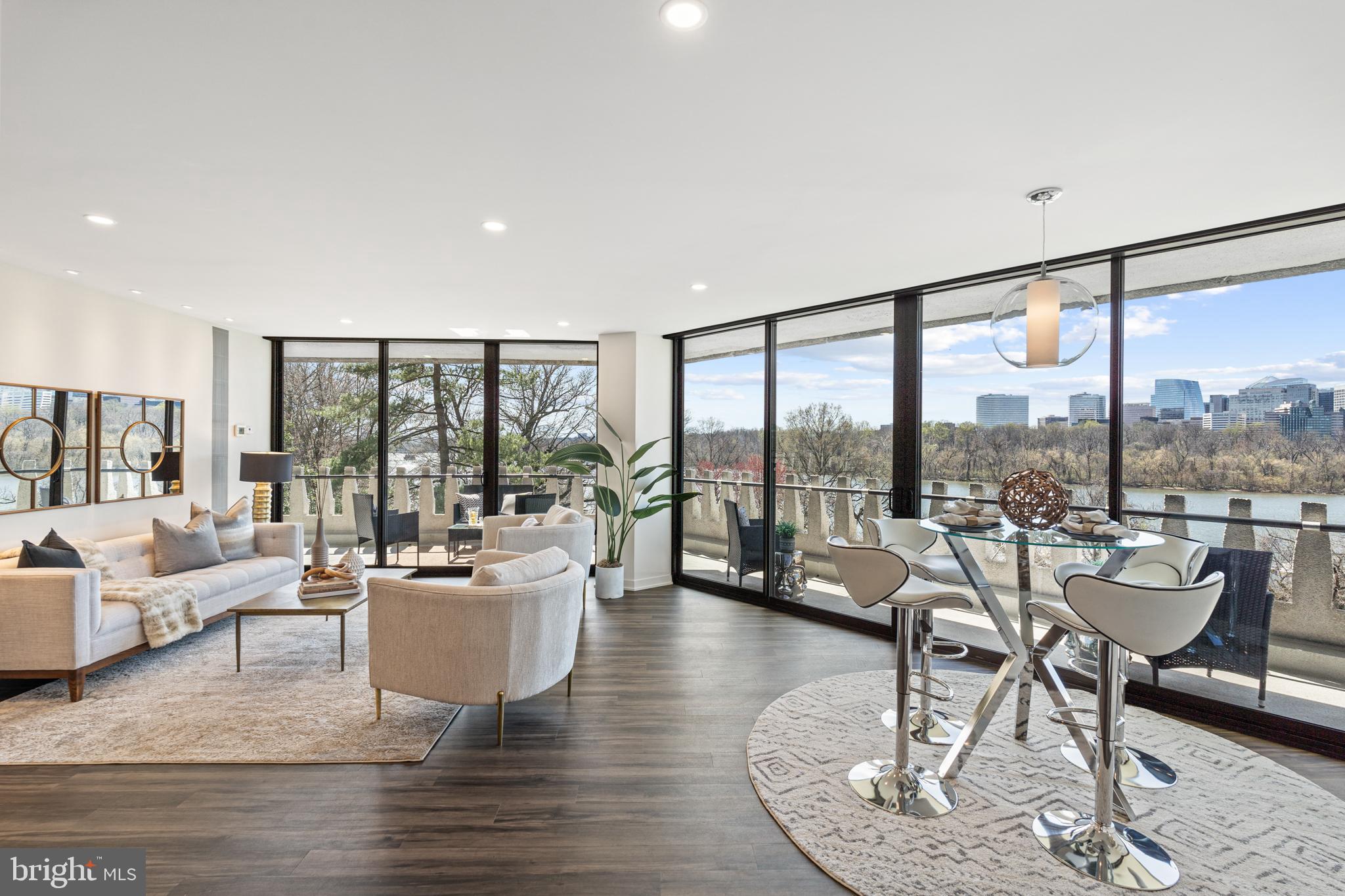FOGGY BOTTOM - Residential