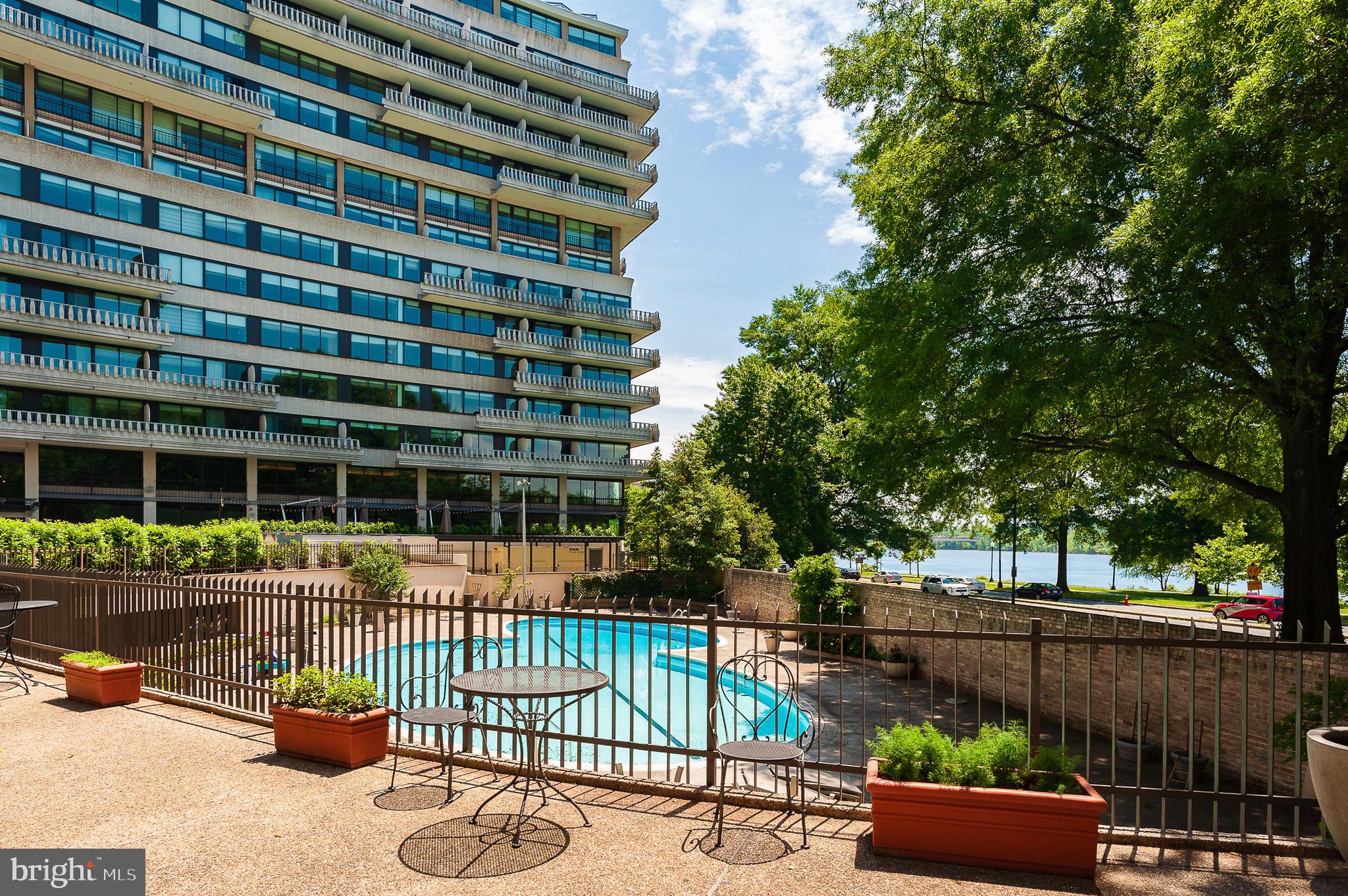 FOGGY BOTTOM - Residential
