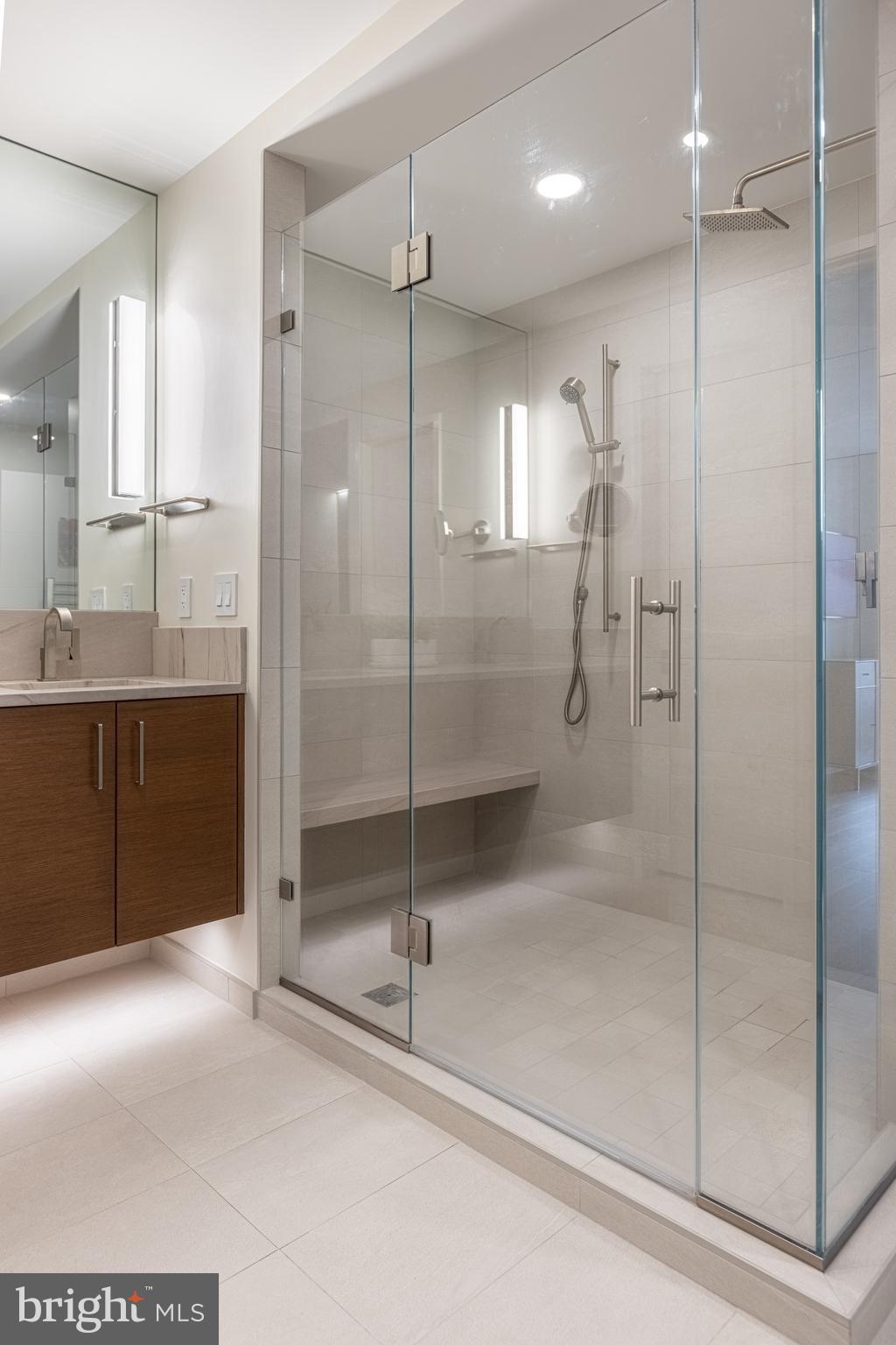 FOGGY BOTTOM - Residential