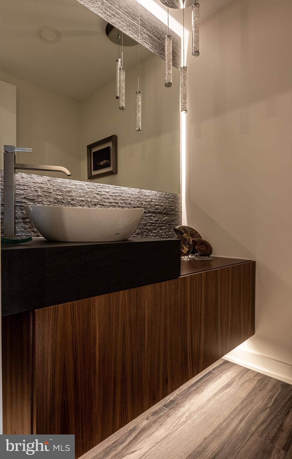 FOGGY BOTTOM - Residential