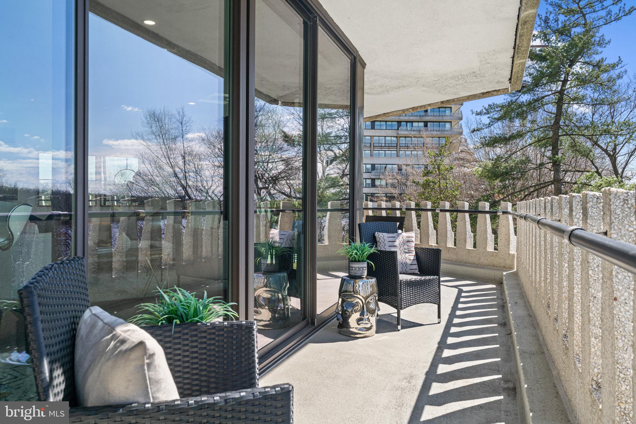 FOGGY BOTTOM - Residential