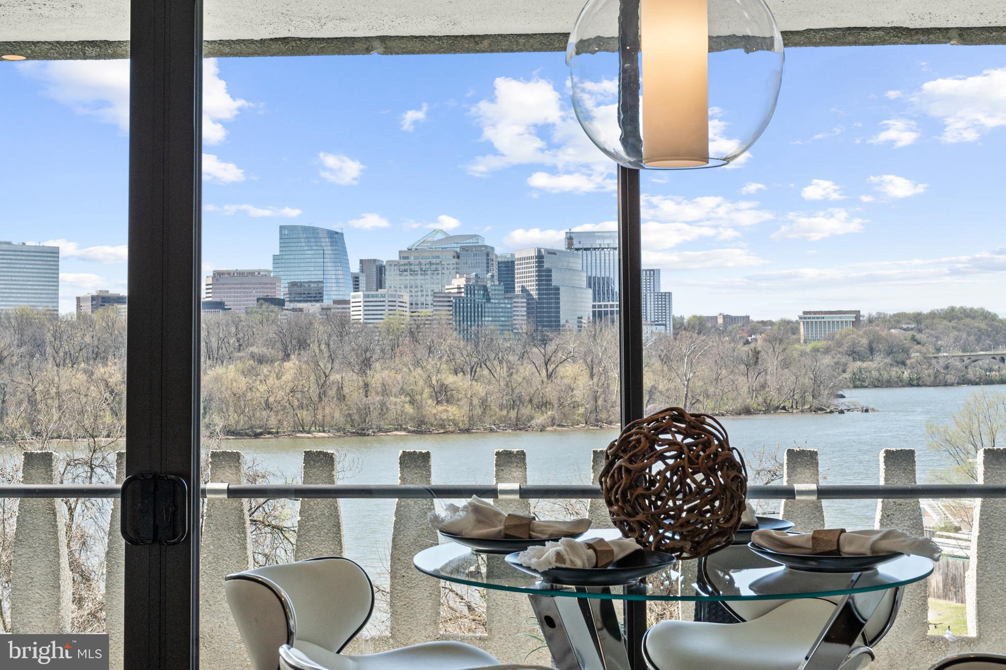 FOGGY BOTTOM - Residential