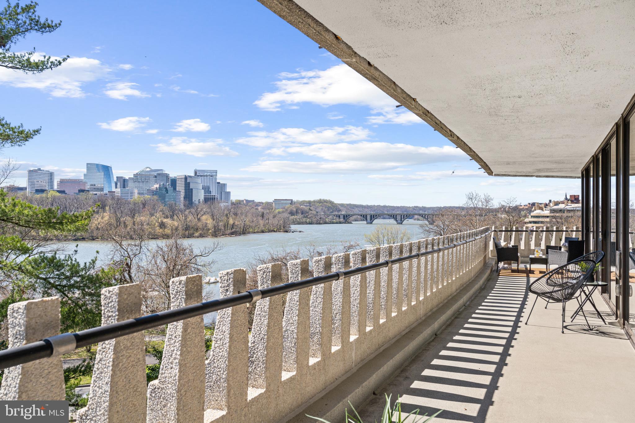 FOGGY BOTTOM - Residential