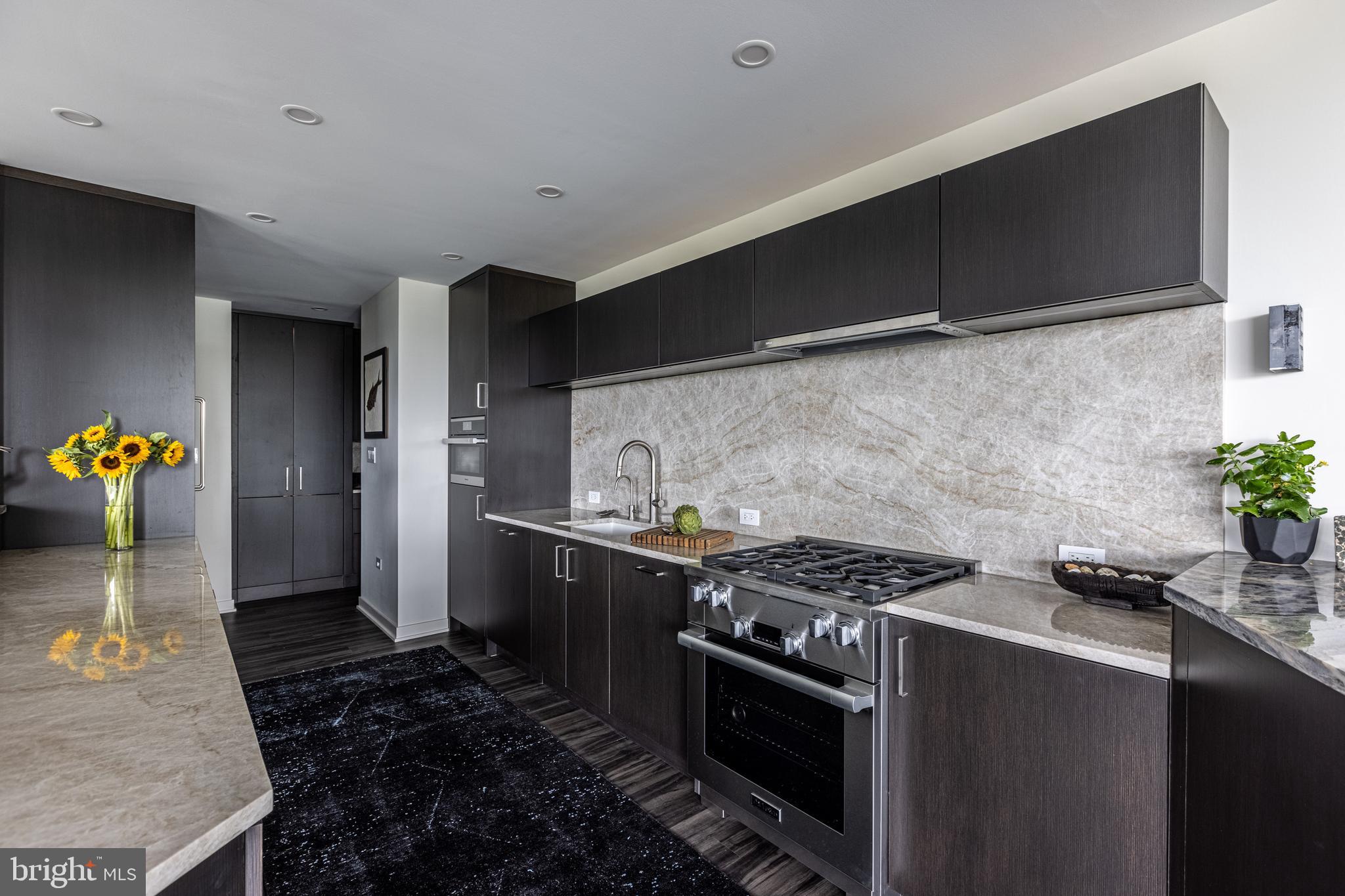 FOGGY BOTTOM - Residential