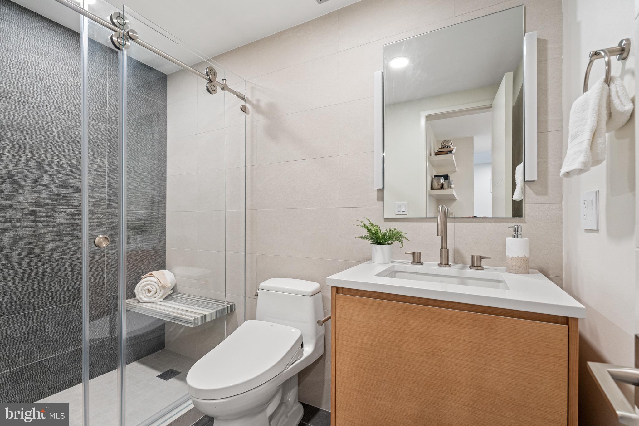 FOGGY BOTTOM - Residential