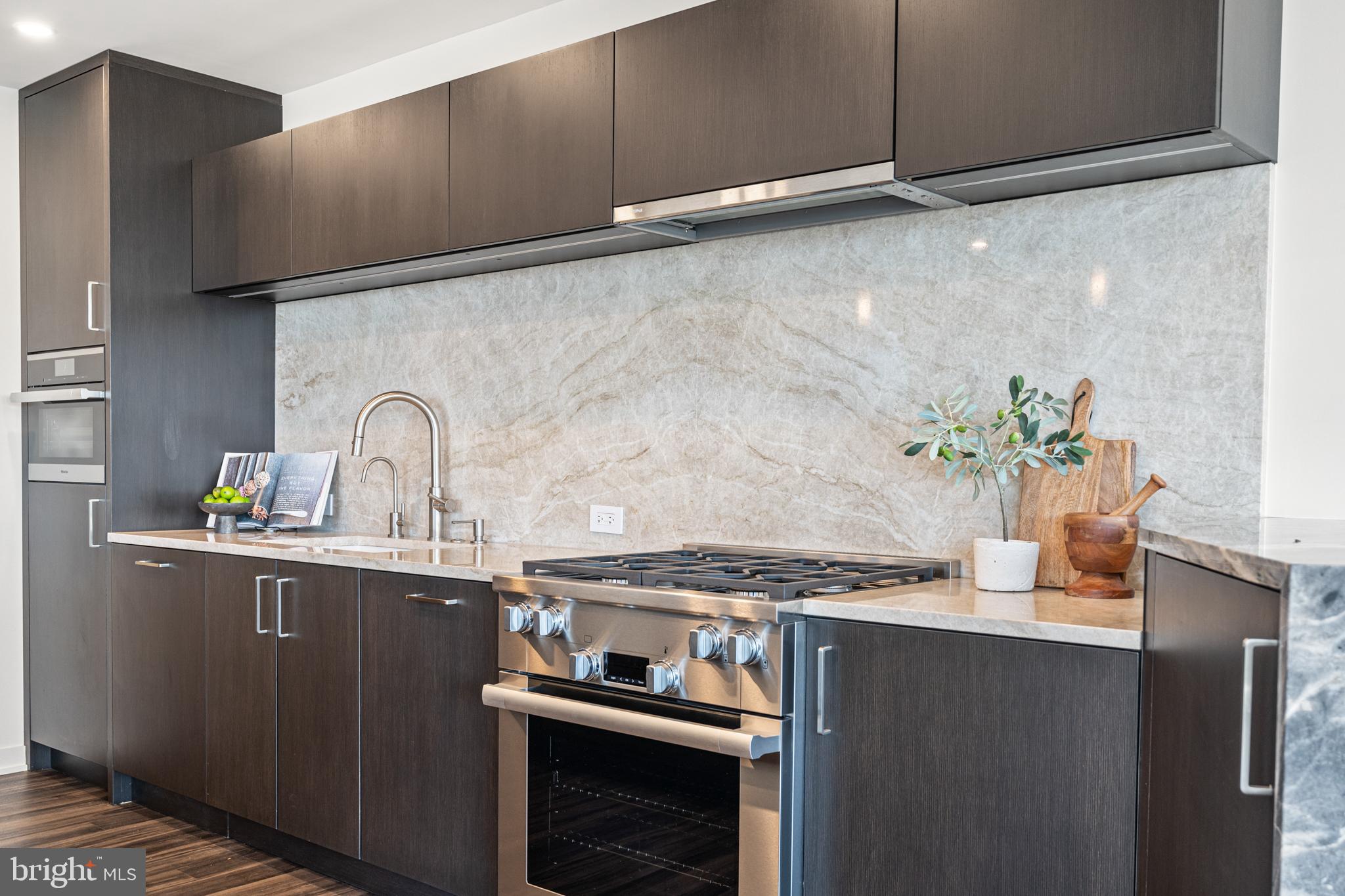 FOGGY BOTTOM - Residential
