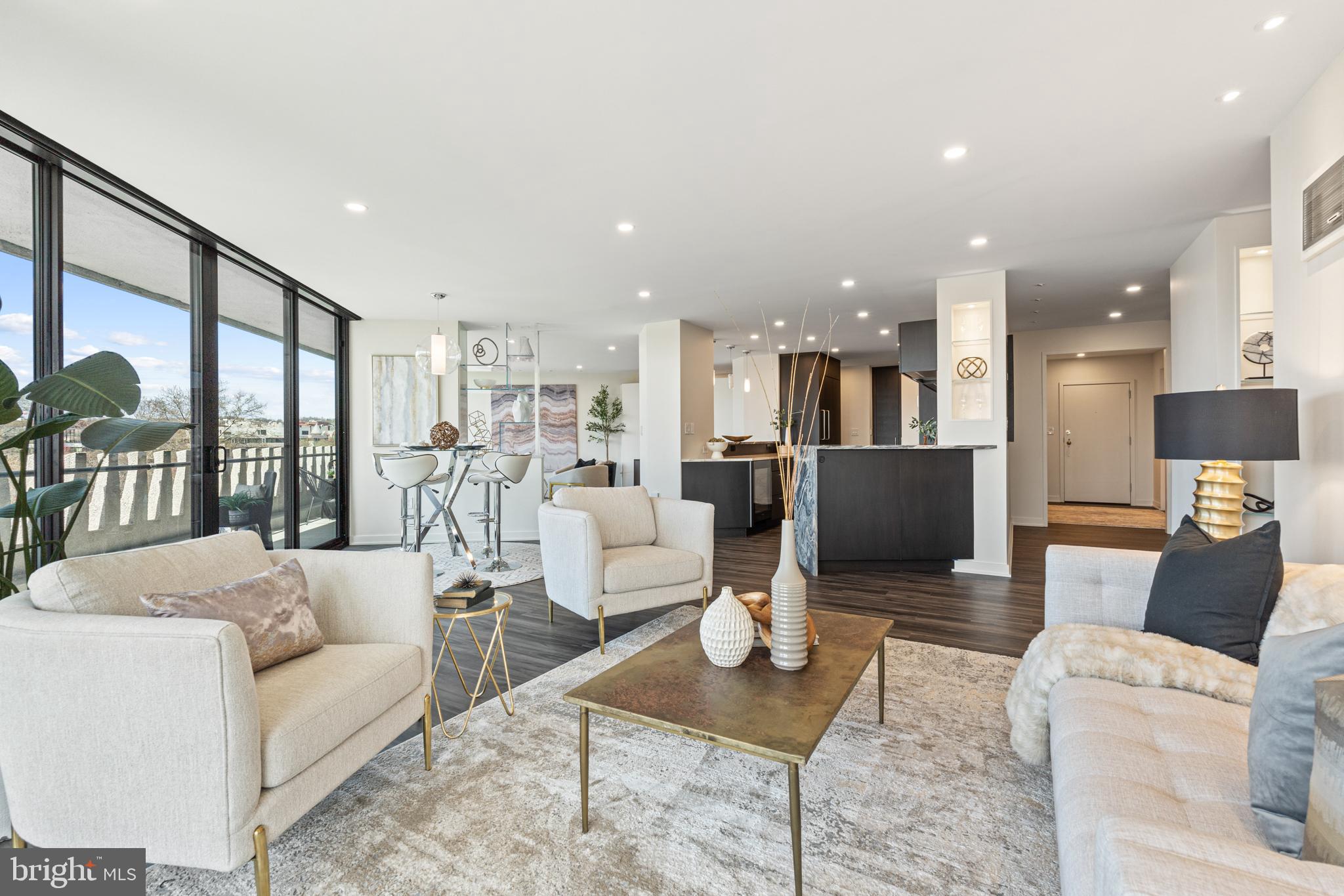 FOGGY BOTTOM - Residential