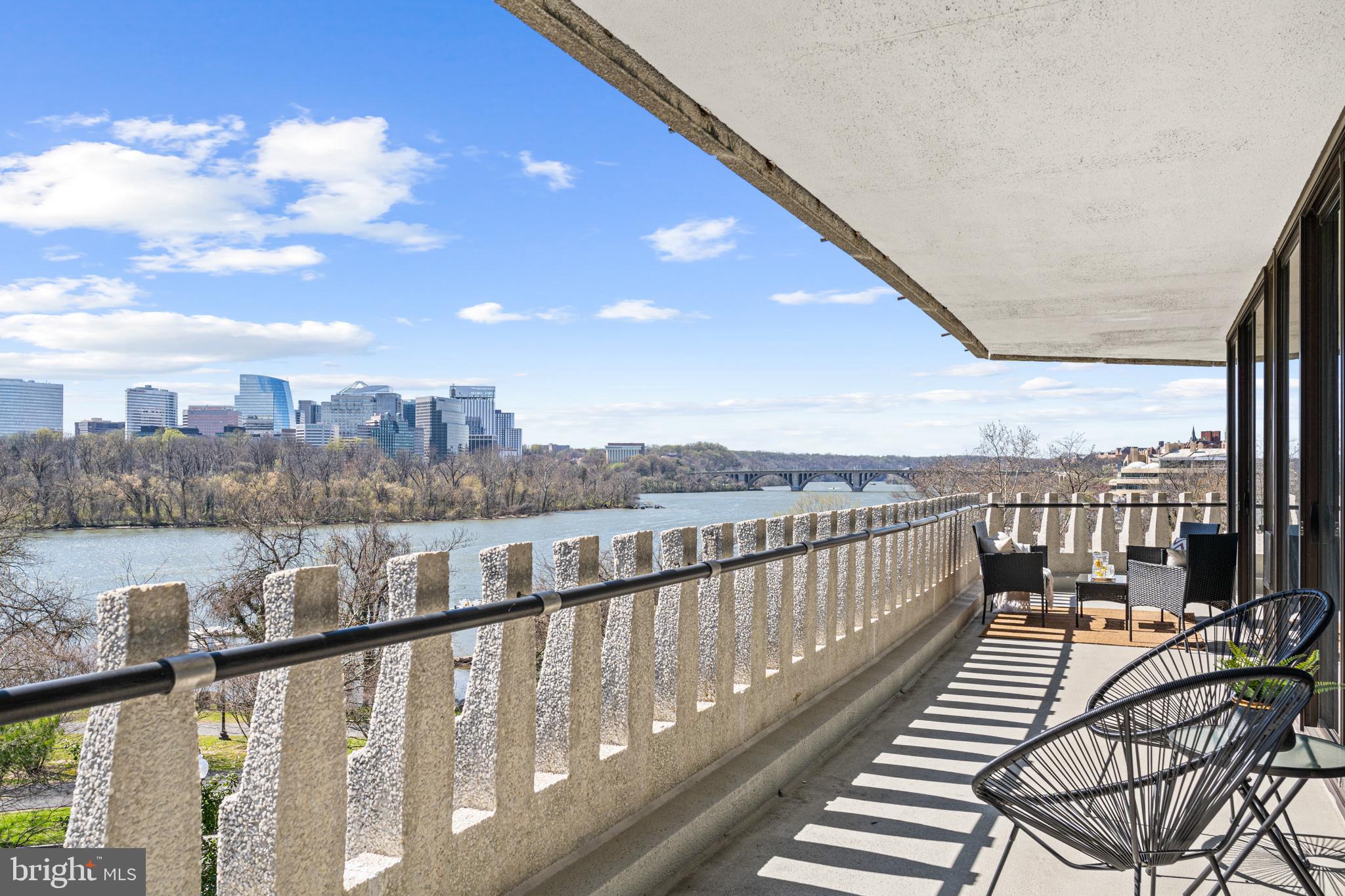 FOGGY BOTTOM - Residential