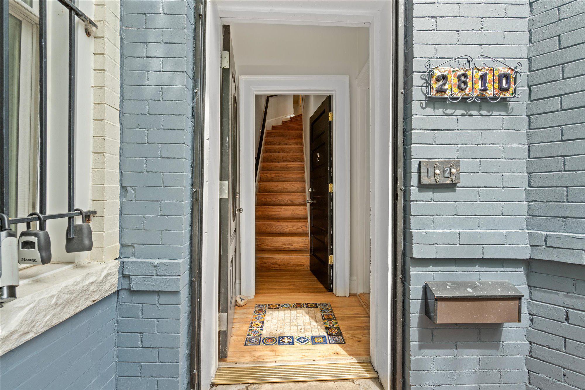 2801 11TH STREET NW