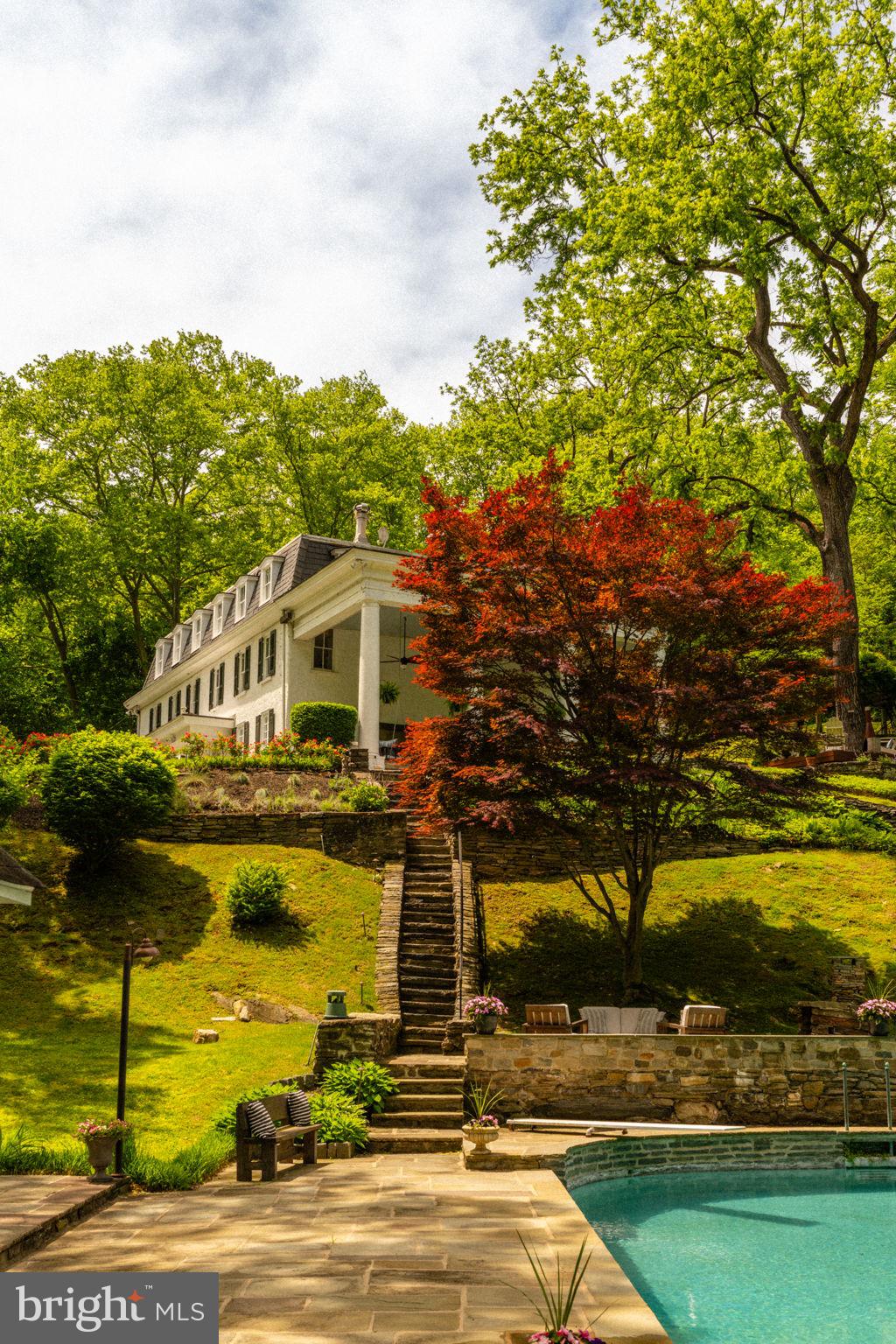 GLADWYNE - Residential