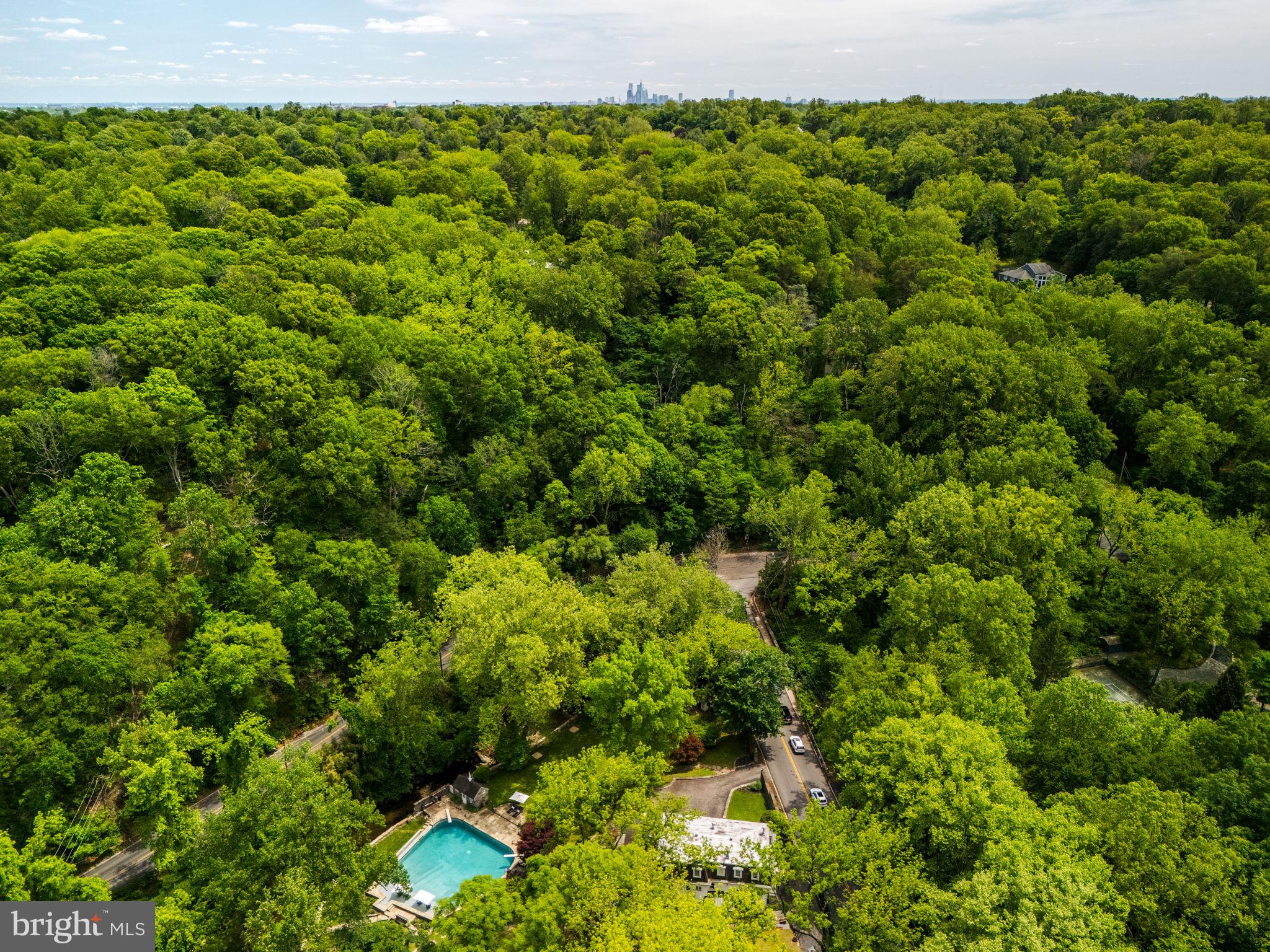 GLADWYNE - Residential