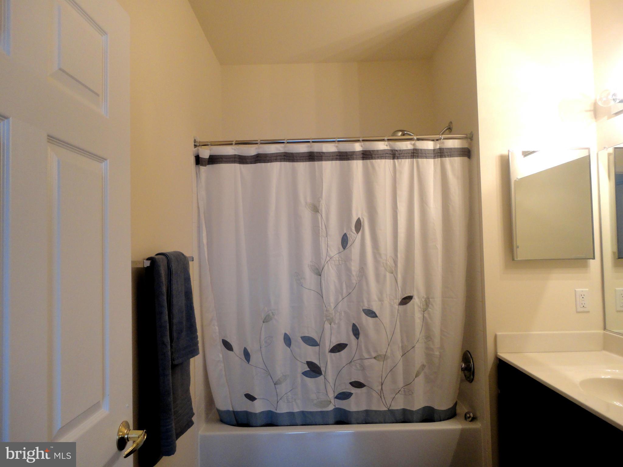 KINGS OVERLOOK - Residential