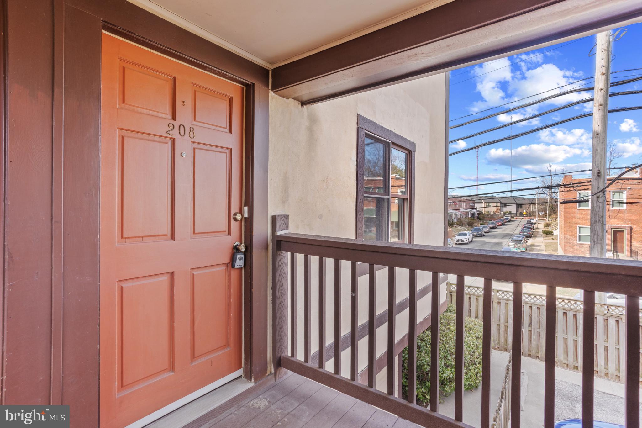 4202 ROLAND AVENUE 208