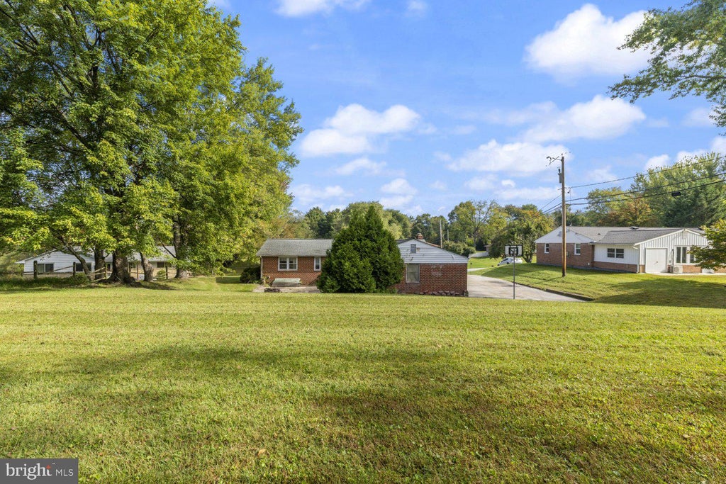 Photo of 9421 Diamondback Drive, COLUMBIA, MD 21045 (MLS # MDHW2073930)