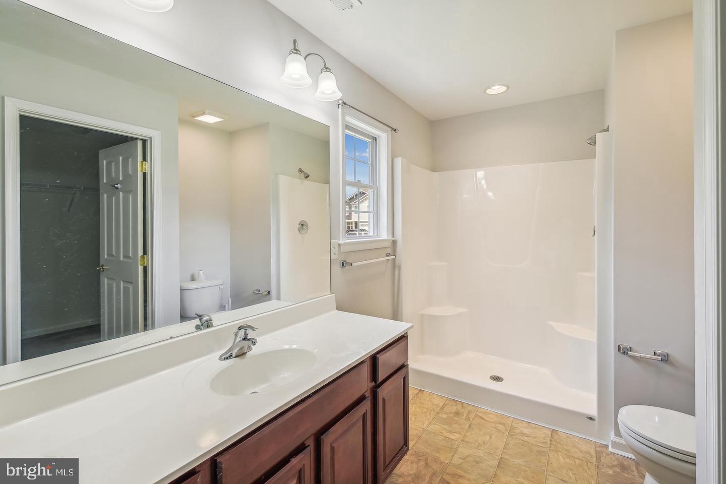 HUNT CLUB SOUTH - Residential Lease