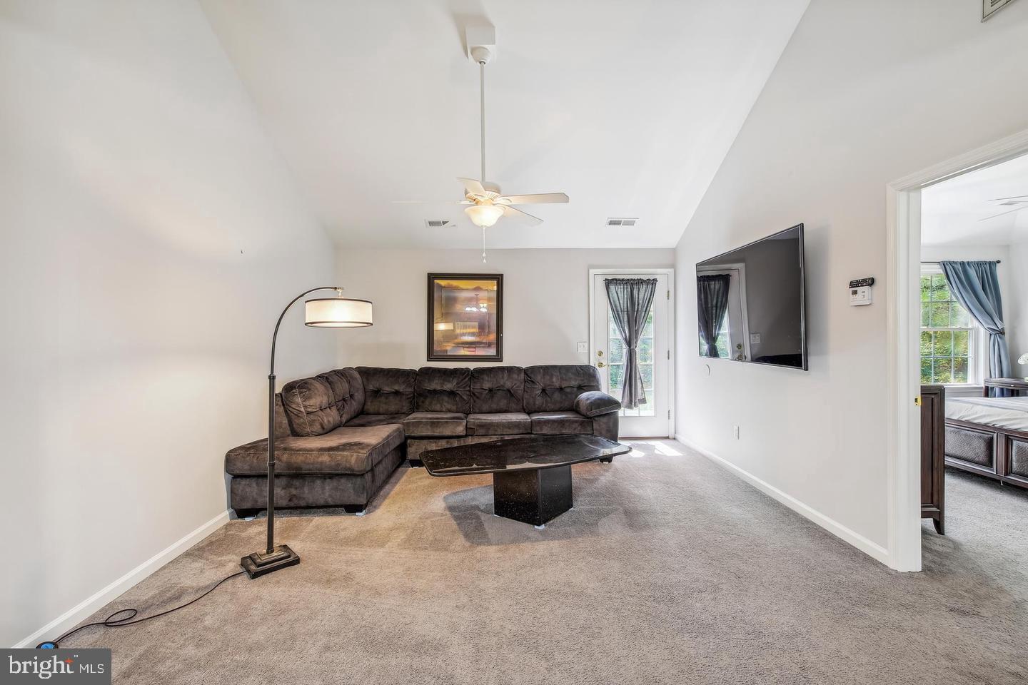 HUNT CLUB SOUTH - Residential Lease