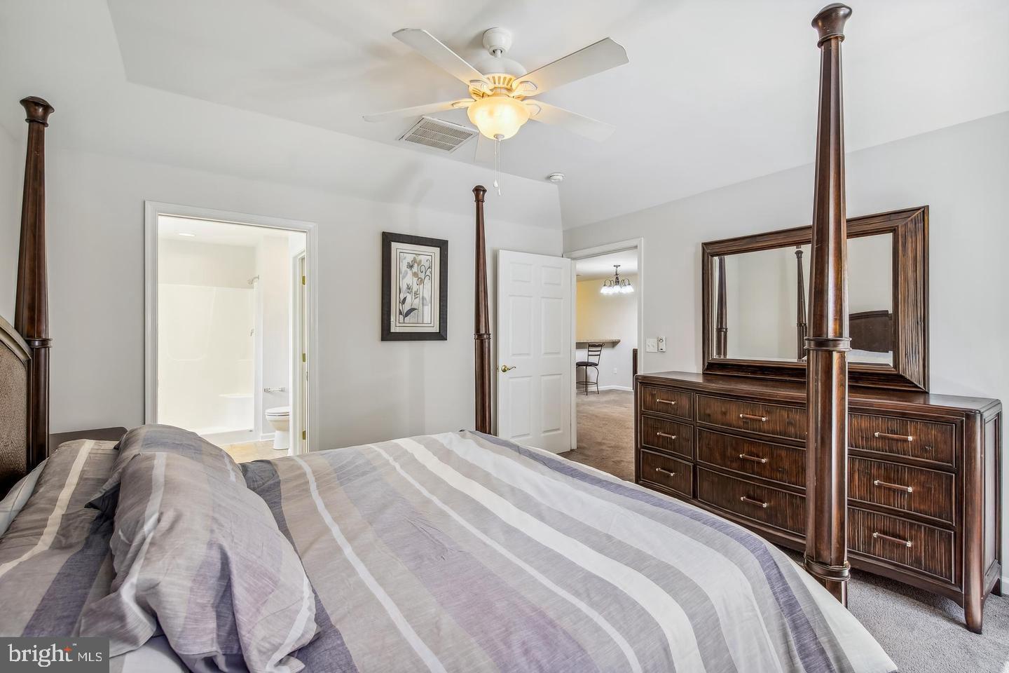 HUNT CLUB SOUTH - Residential Lease