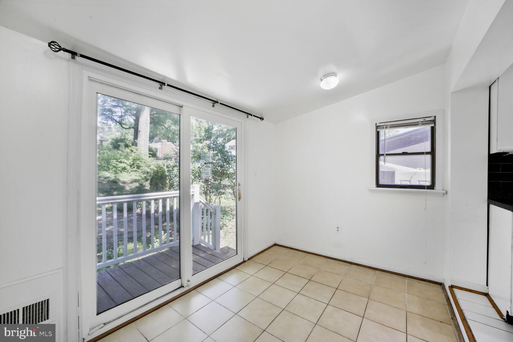 COLLEGE PARK - Residential