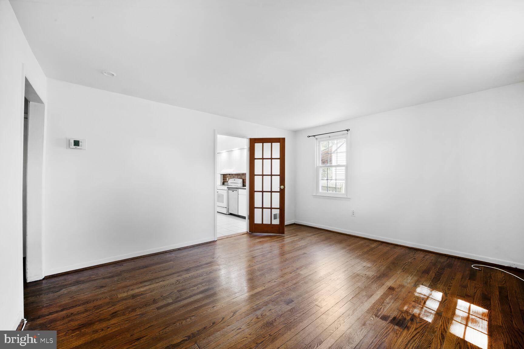 COLLEGE PARK - Residential