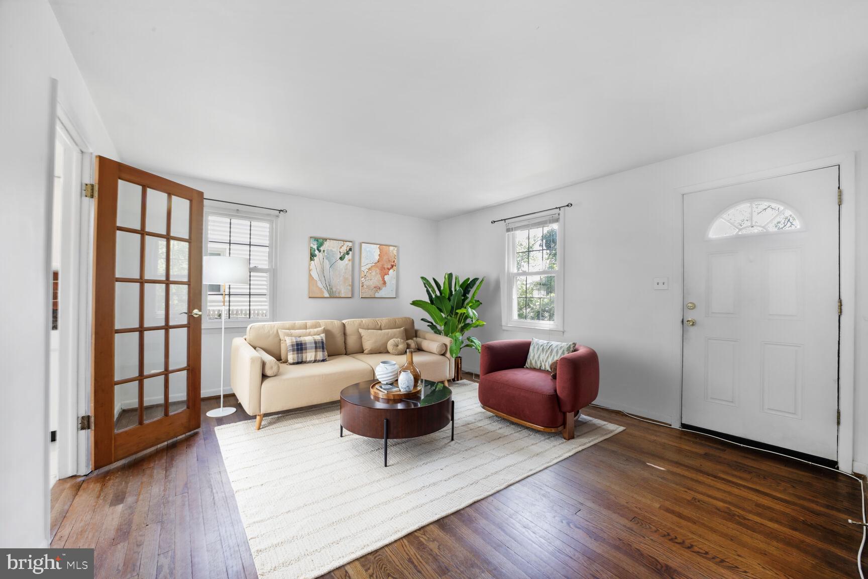 COLLEGE PARK - Residential