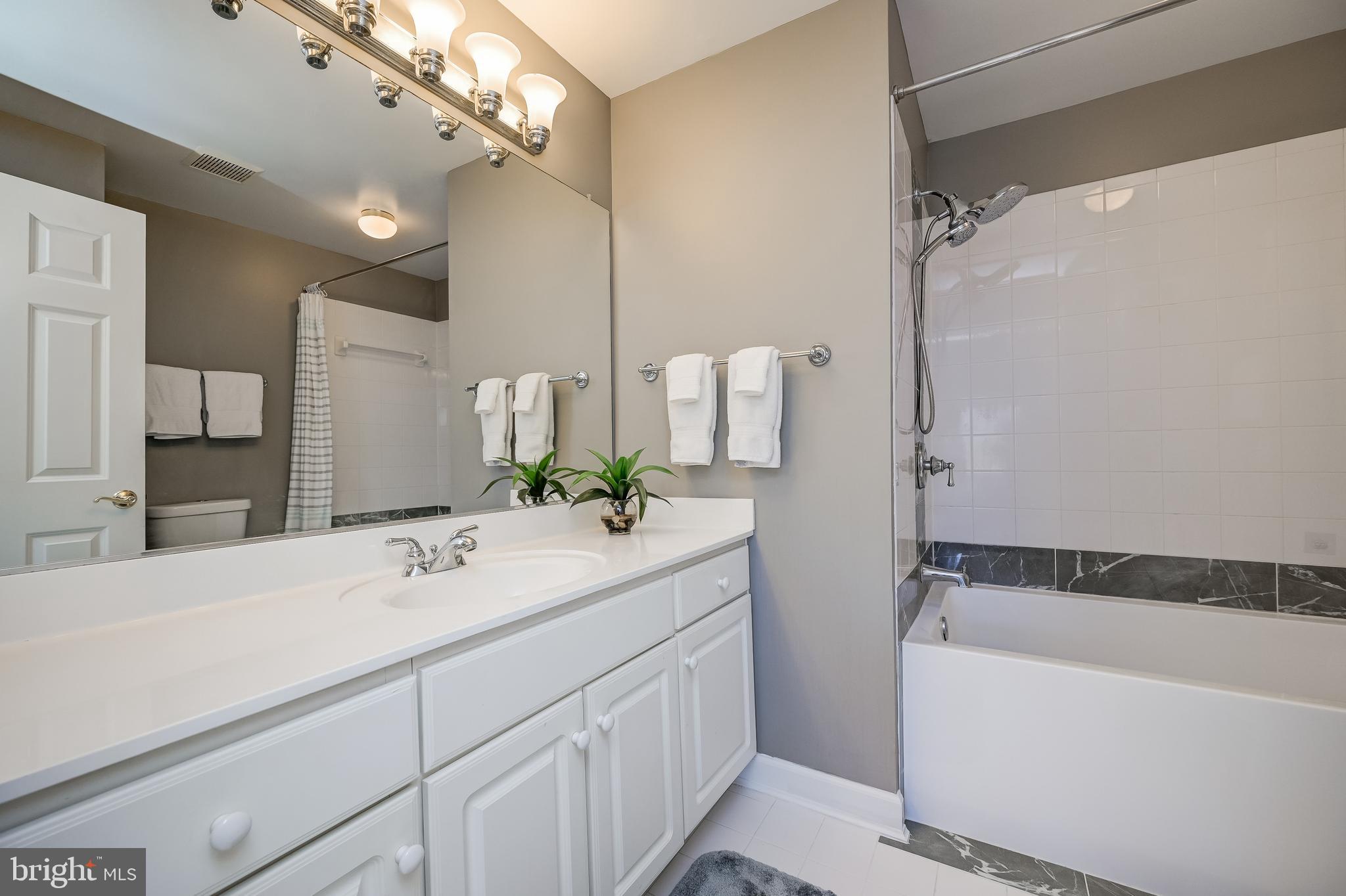 KING FARM - Residential