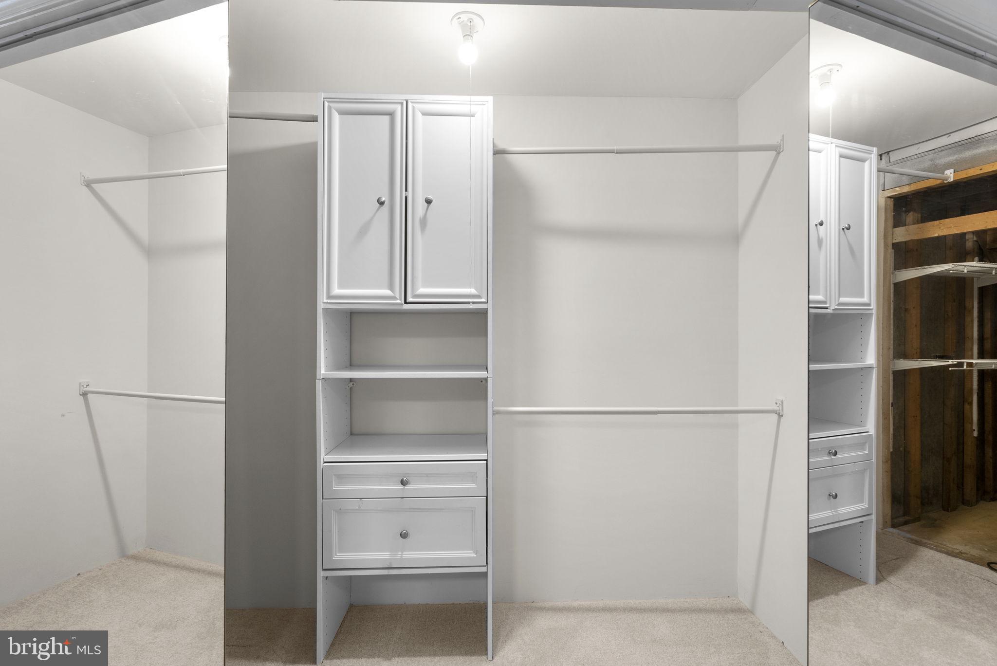 GREENCASTLE LAKE - Residential