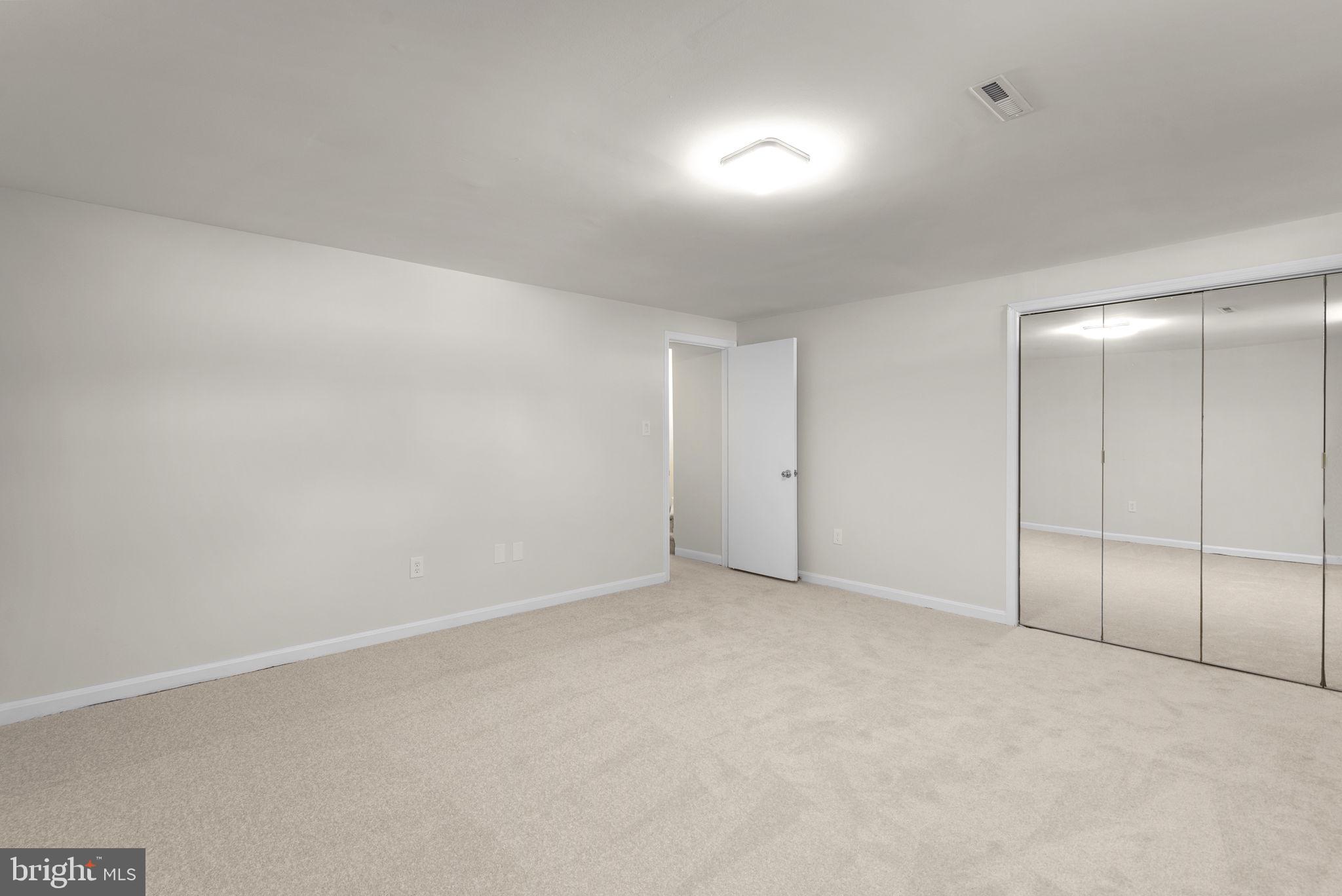 GREENCASTLE LAKE - Residential