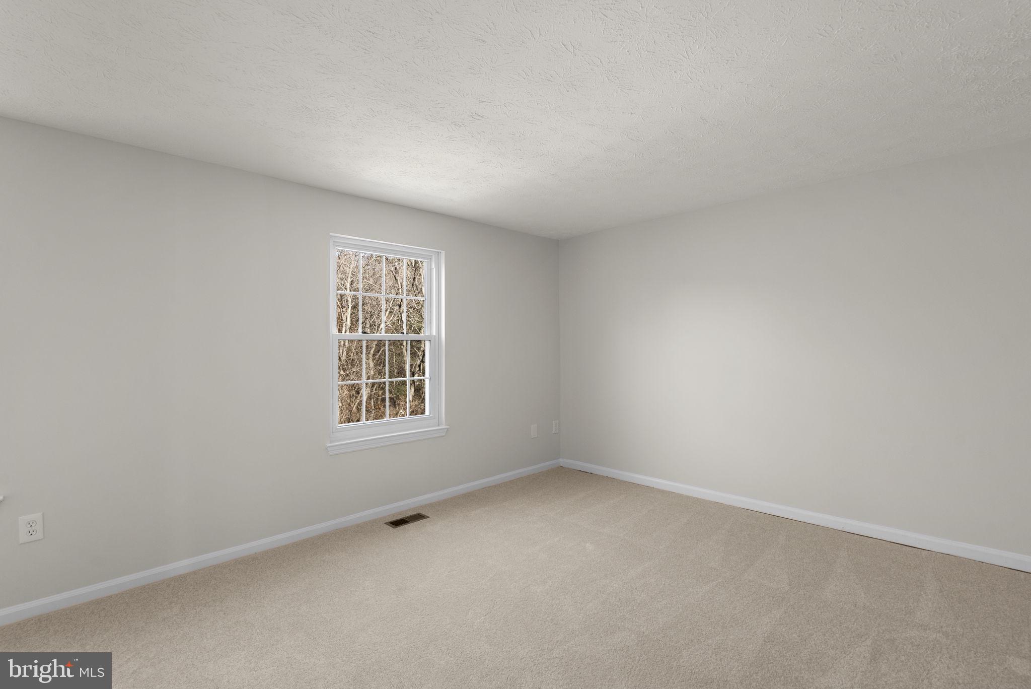 GREENCASTLE LAKE - Residential