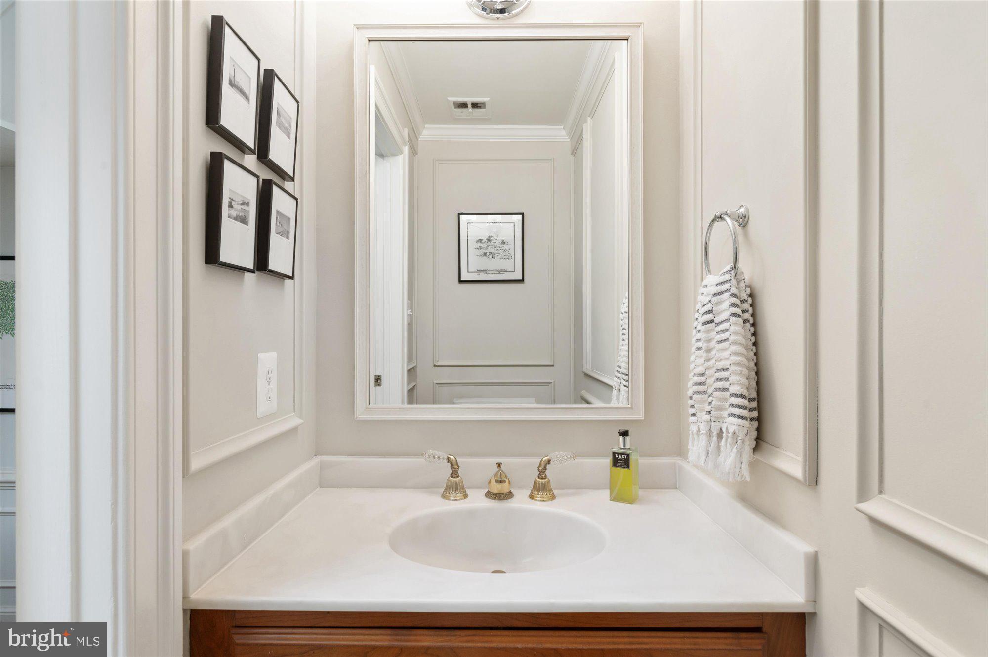 RIVER HILL - Residential